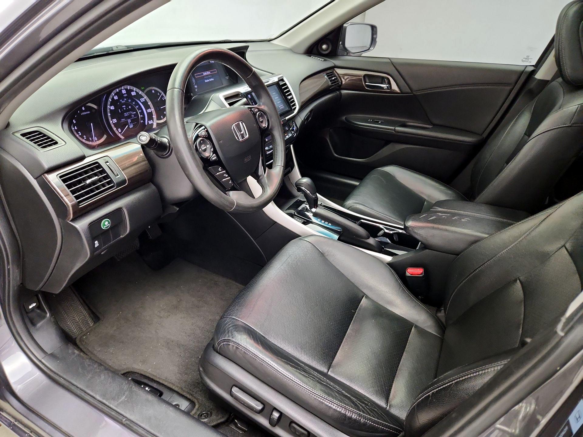 Thumbnail: 2017 Honda Accord - 11