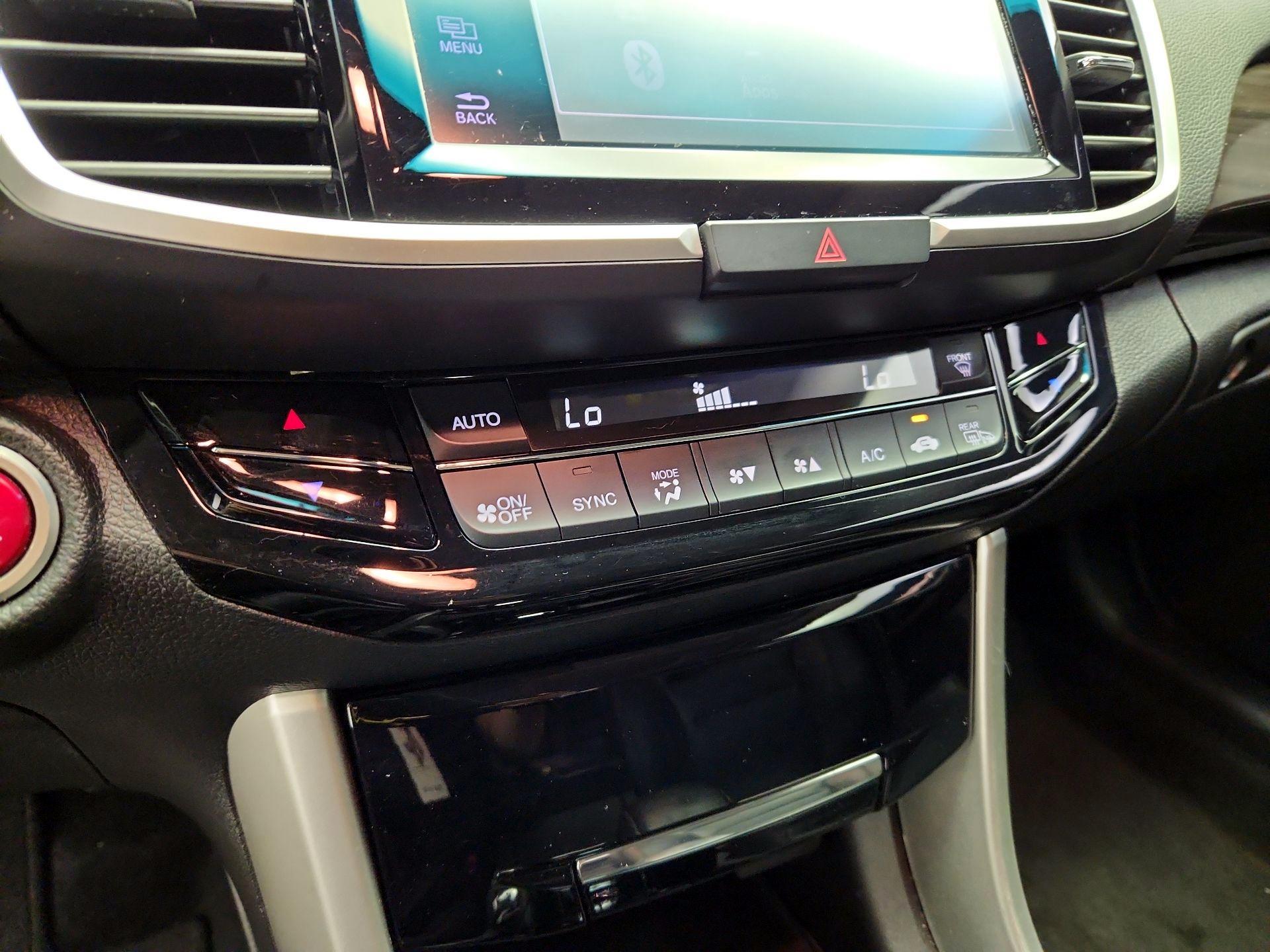 Thumbnail: 2017 Honda Accord - 16