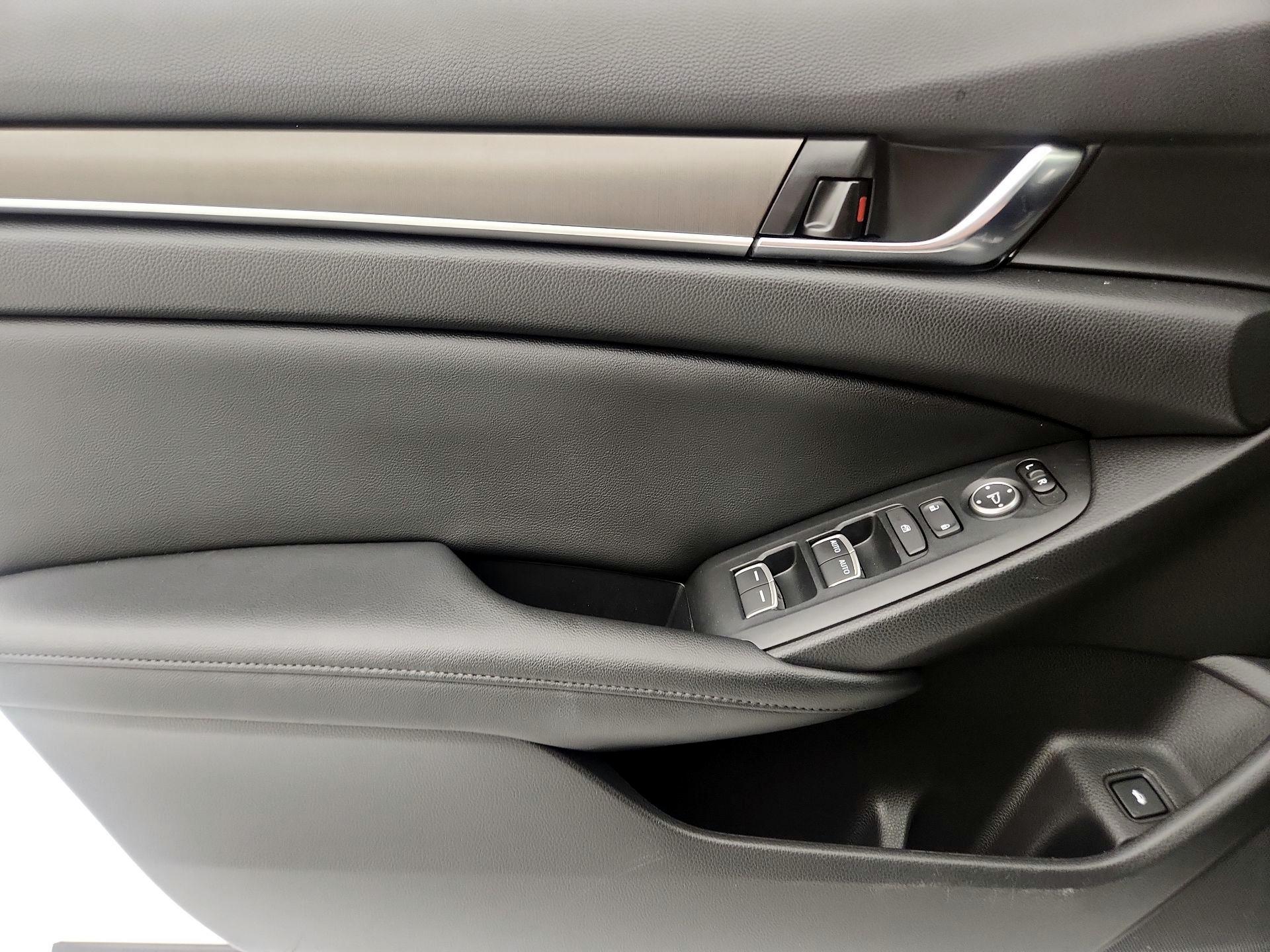 Thumbnail: 2021 Honda Accord - 12
