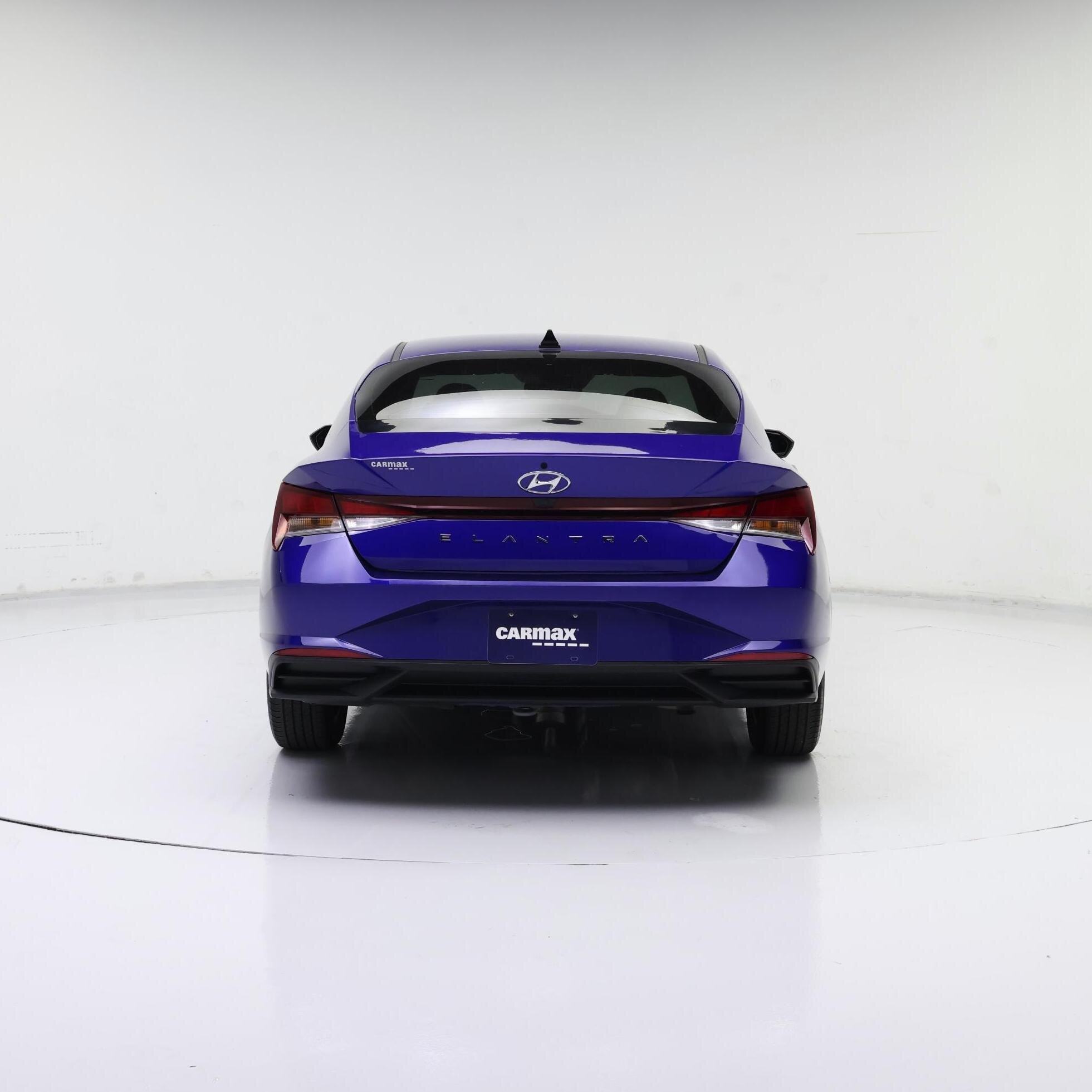 Thumbnail: 2022 Hyundai Elantra - 6