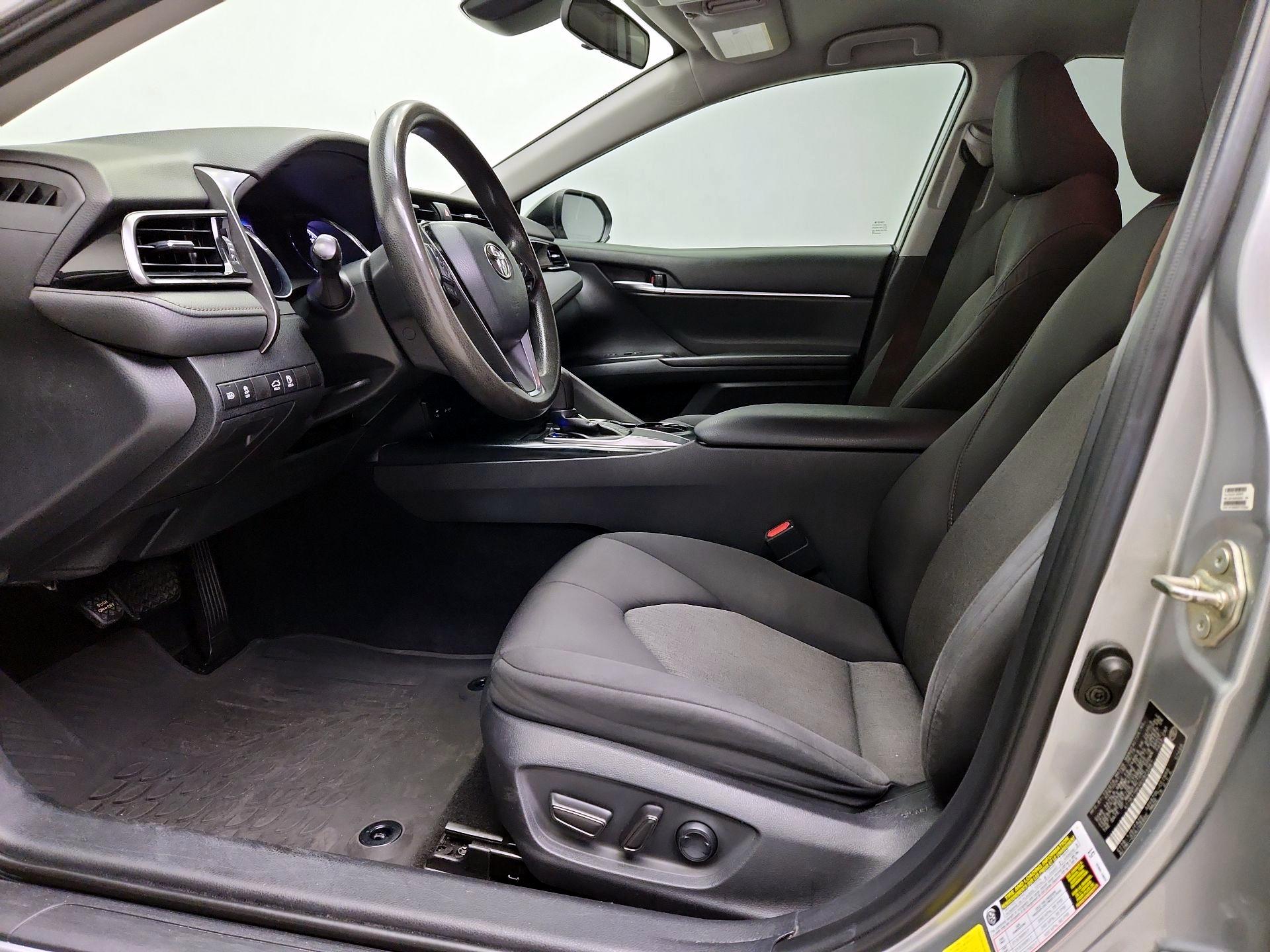Thumbnail: 2019 Toyota Camry - 11