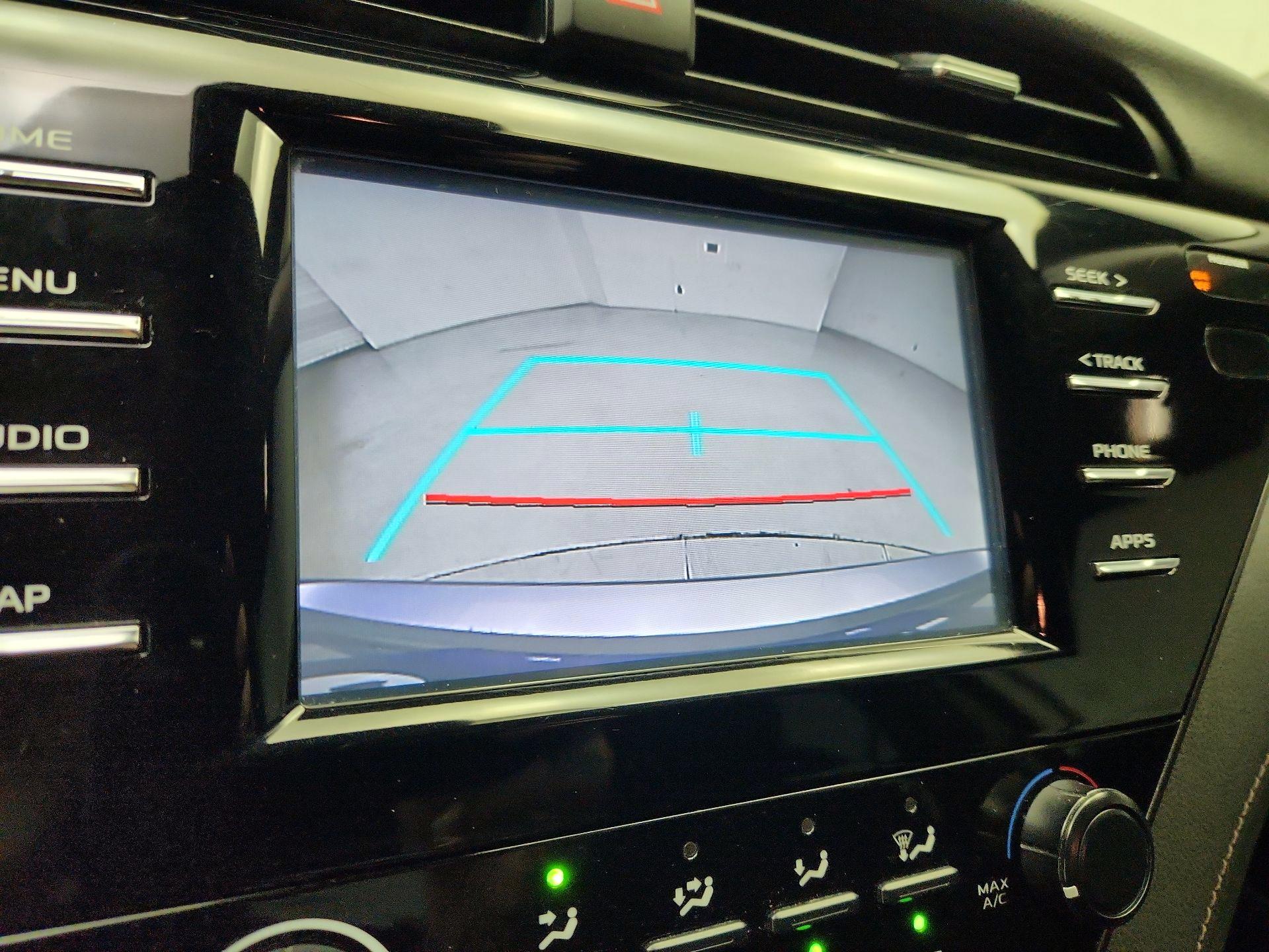 Thumbnail: 2019 Toyota Camry - 14