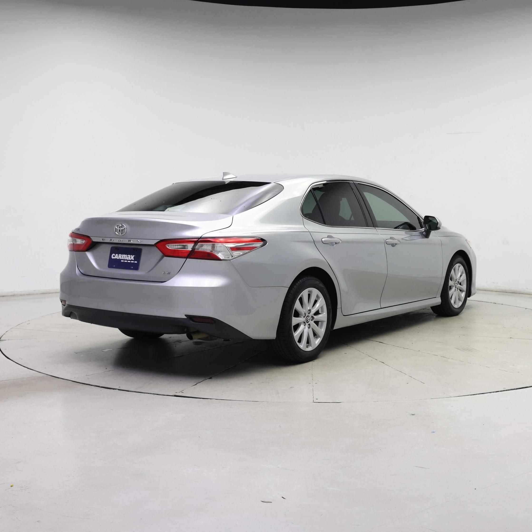 Thumbnail: 2019 Toyota Camry - 8
