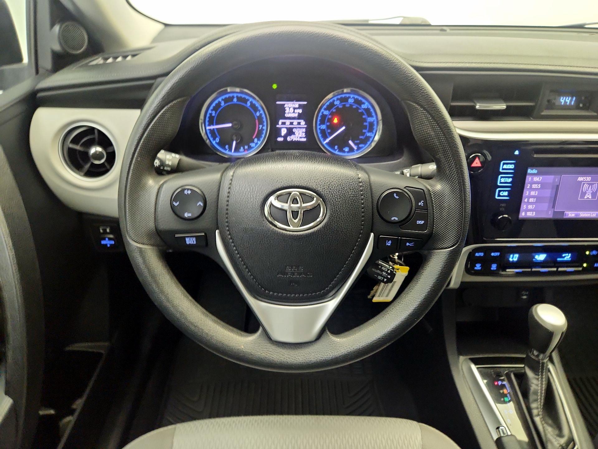 Thumbnail: 2019 Toyota Corolla - 10