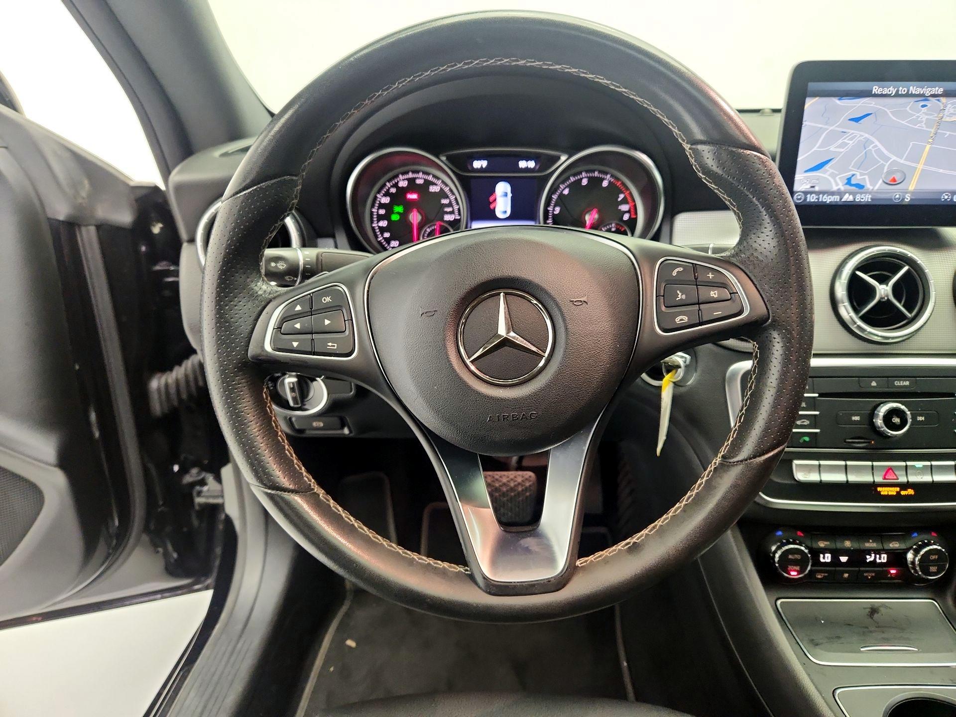 Thumbnail: 2018 Mercedes-Benz CLA - 10