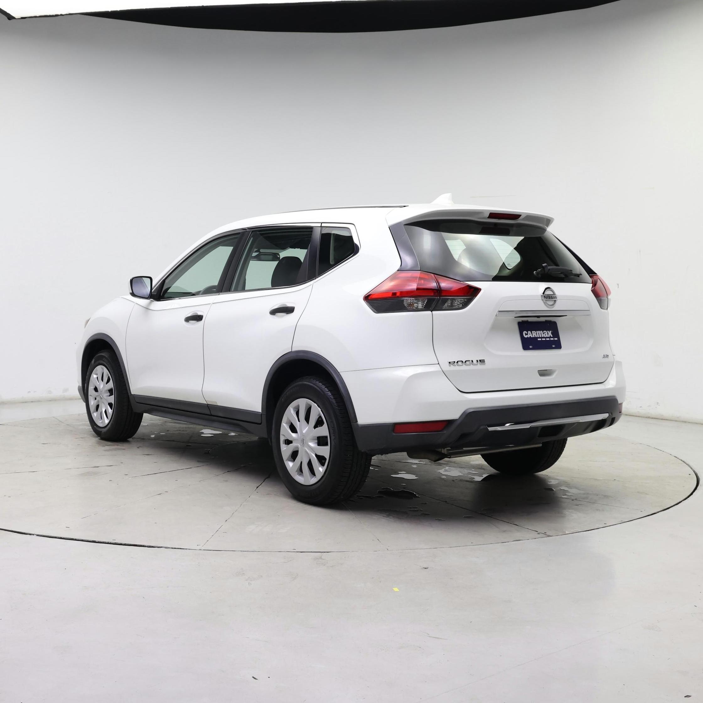Thumbnail: 2017 Nissan Rogue - 2