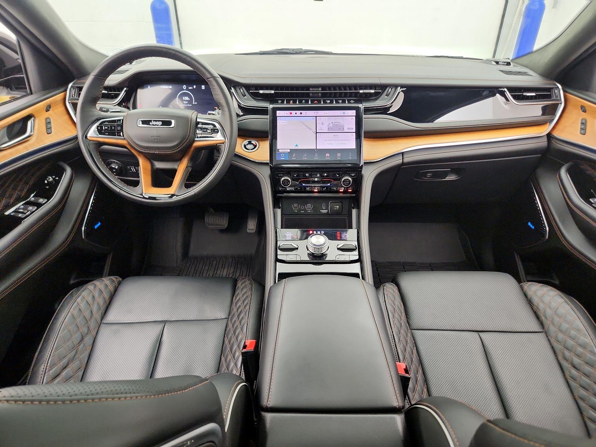 Thumbnail: 2024 Jeep Grand Cherokee - 9