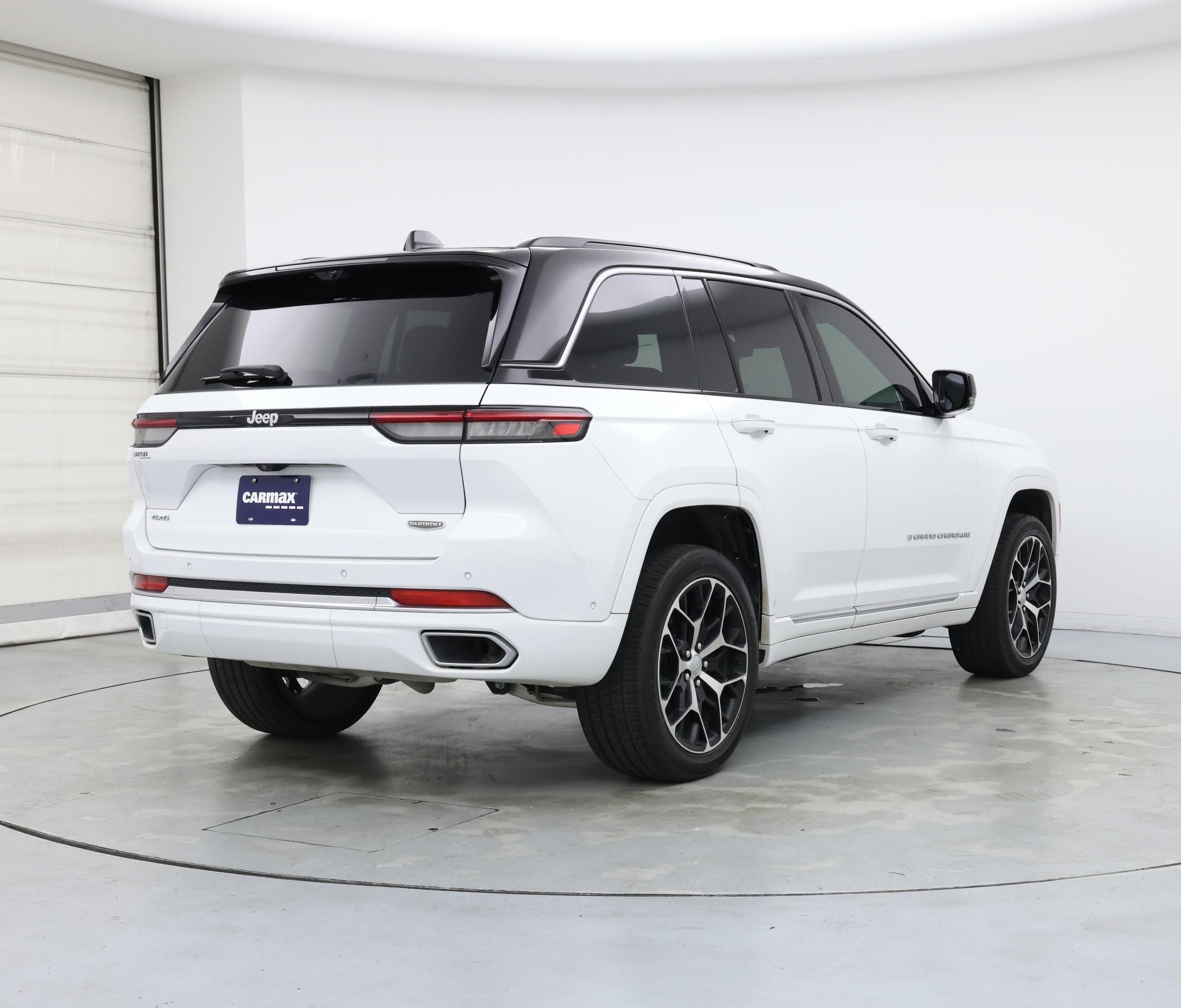 Thumbnail: 2024 Jeep Grand Cherokee - 8