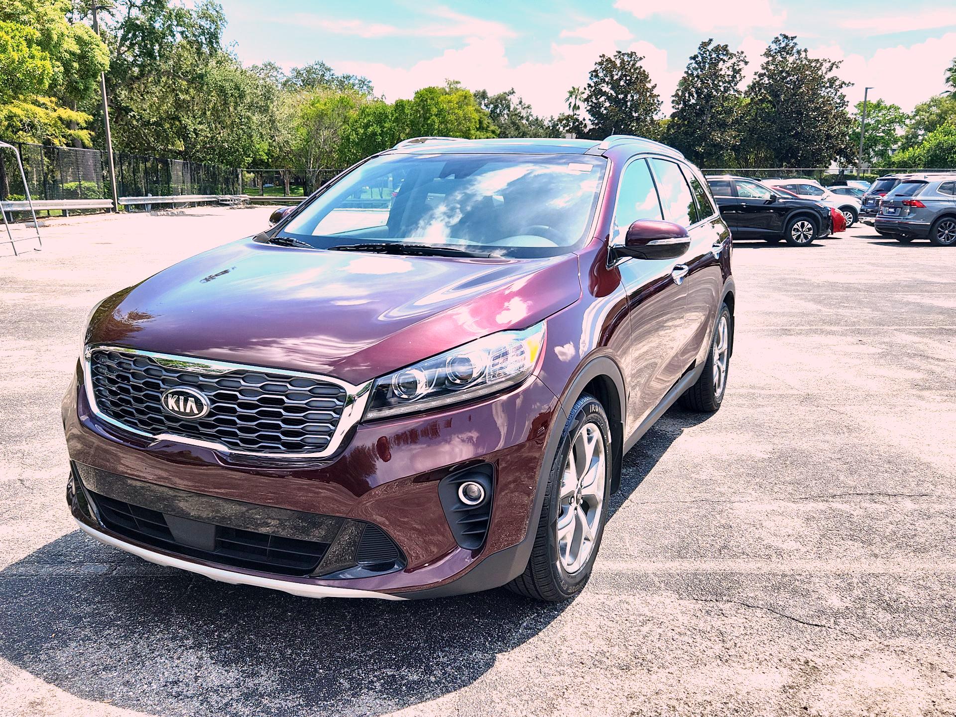 Thumbnail: 2019 Kia Sorento - 3