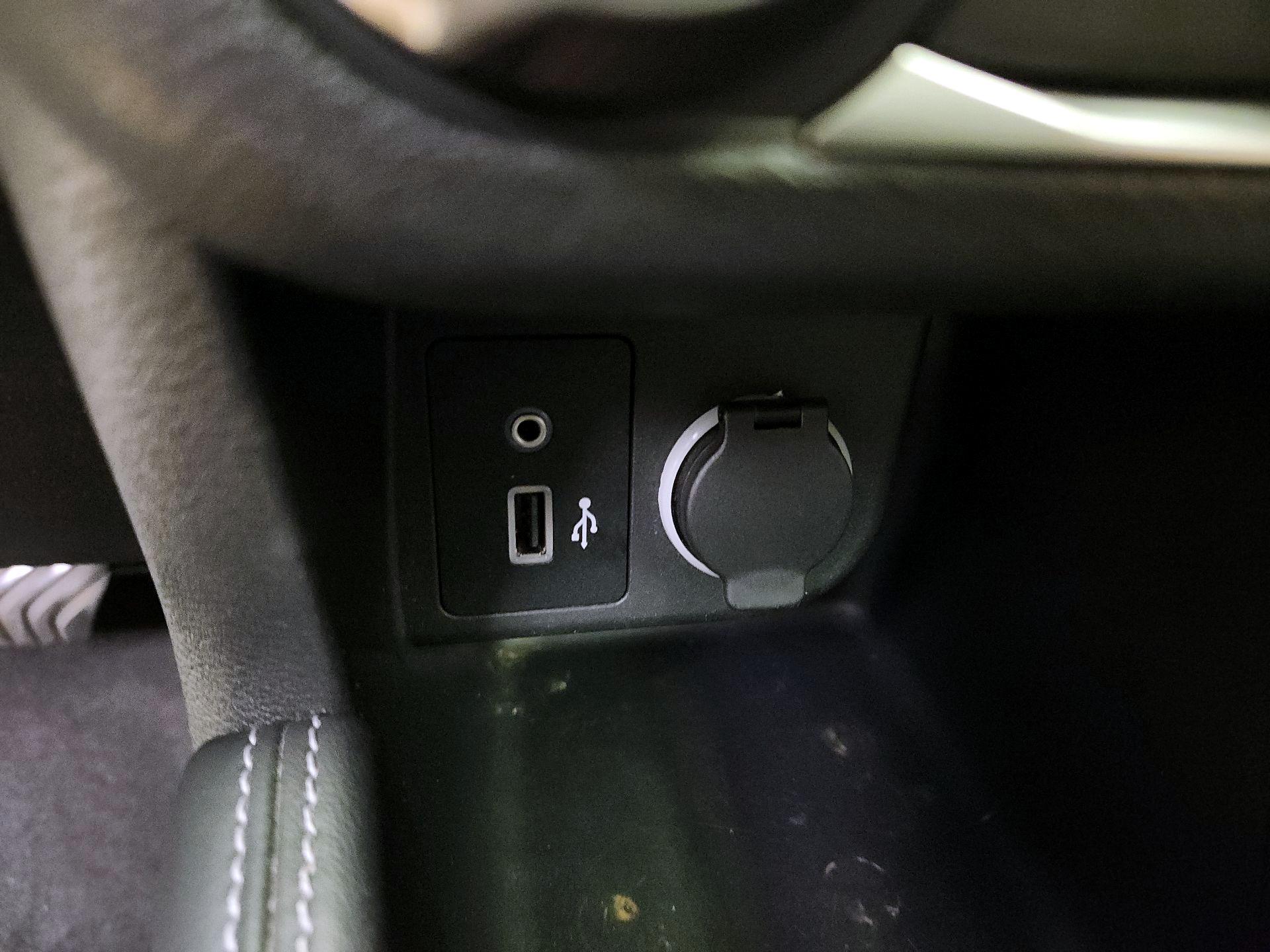 Thumbnail: 2019 Nissan Kicks - 18