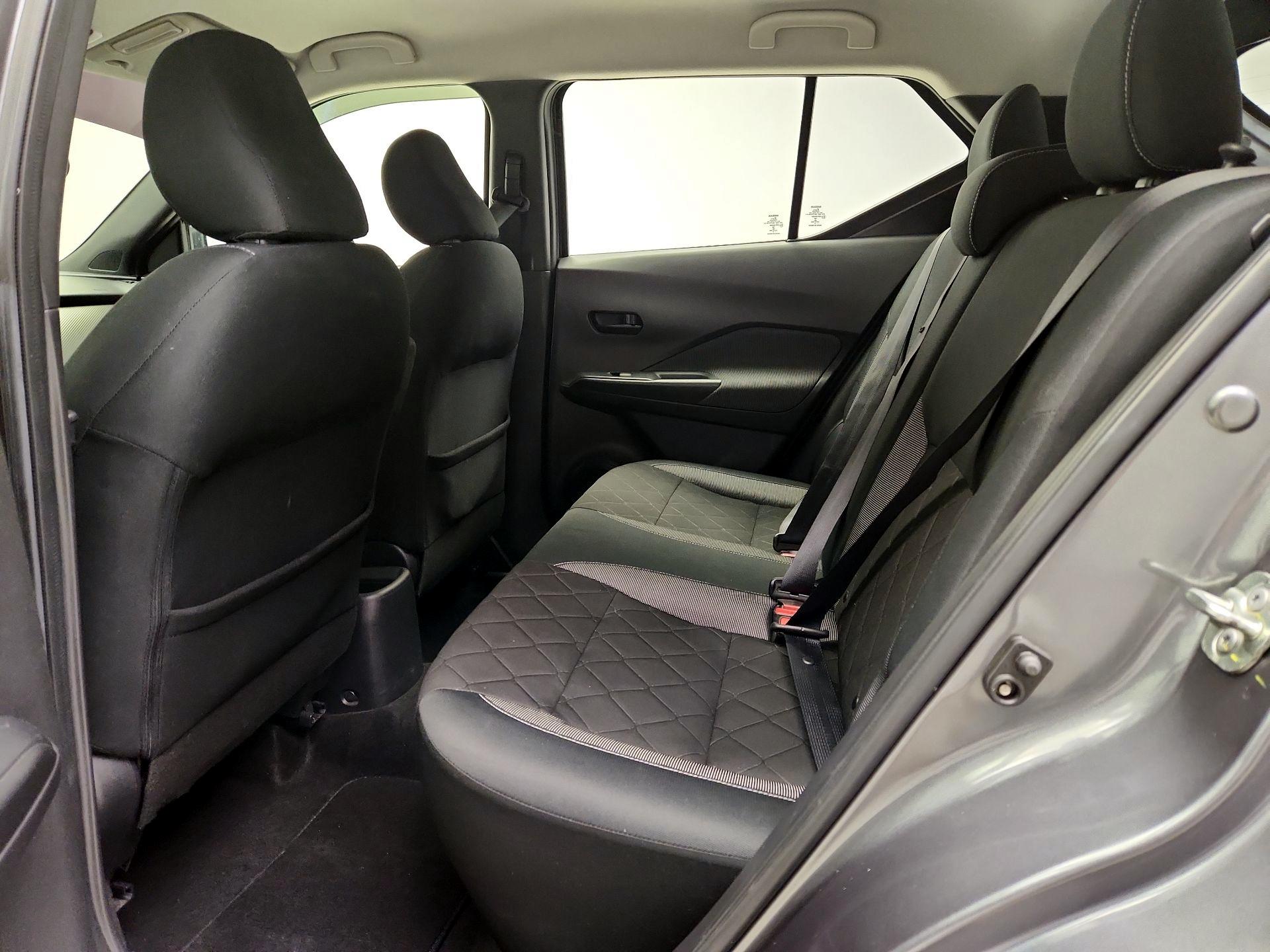 Thumbnail: 2019 Nissan Kicks - 19