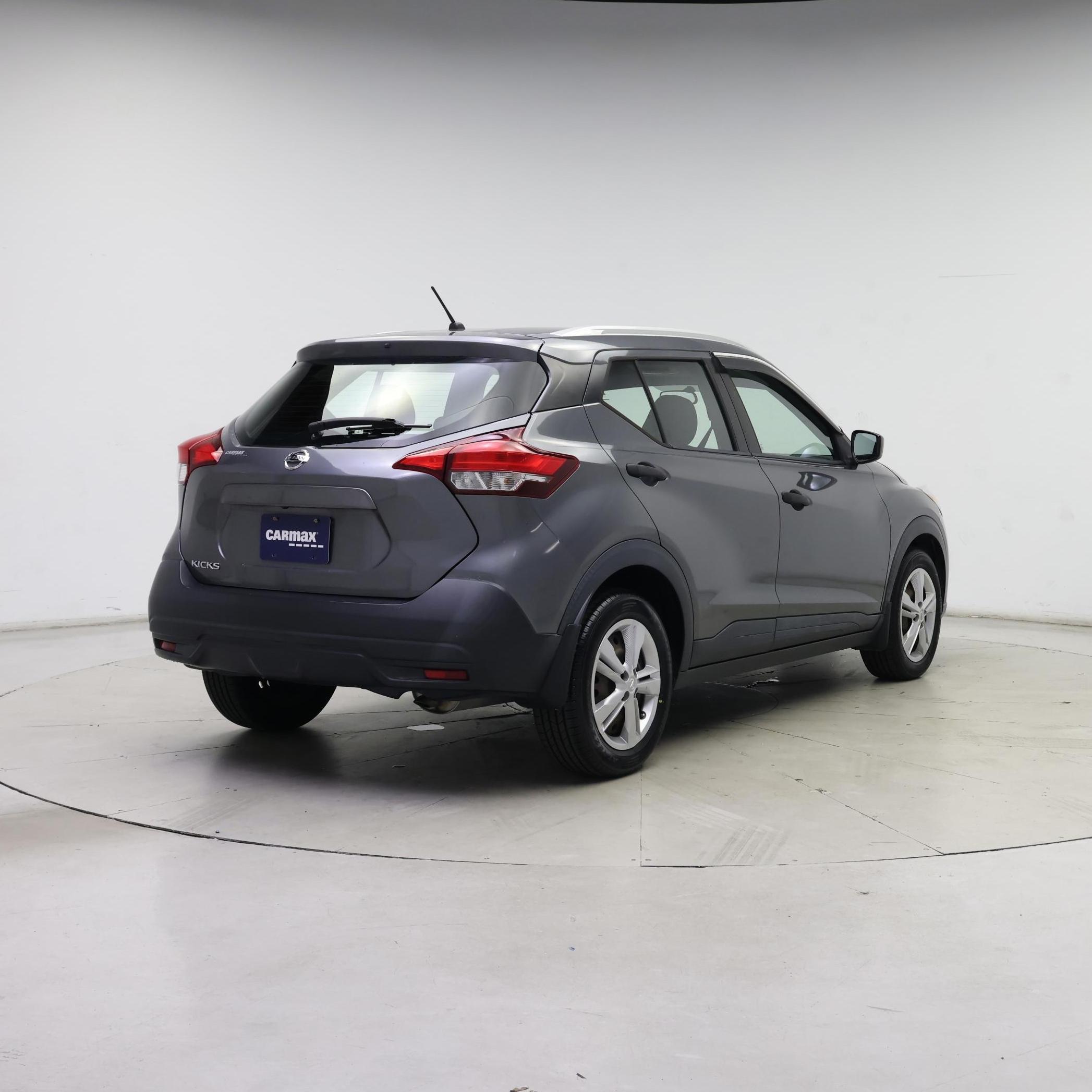 Thumbnail: 2019 Nissan Kicks - 8