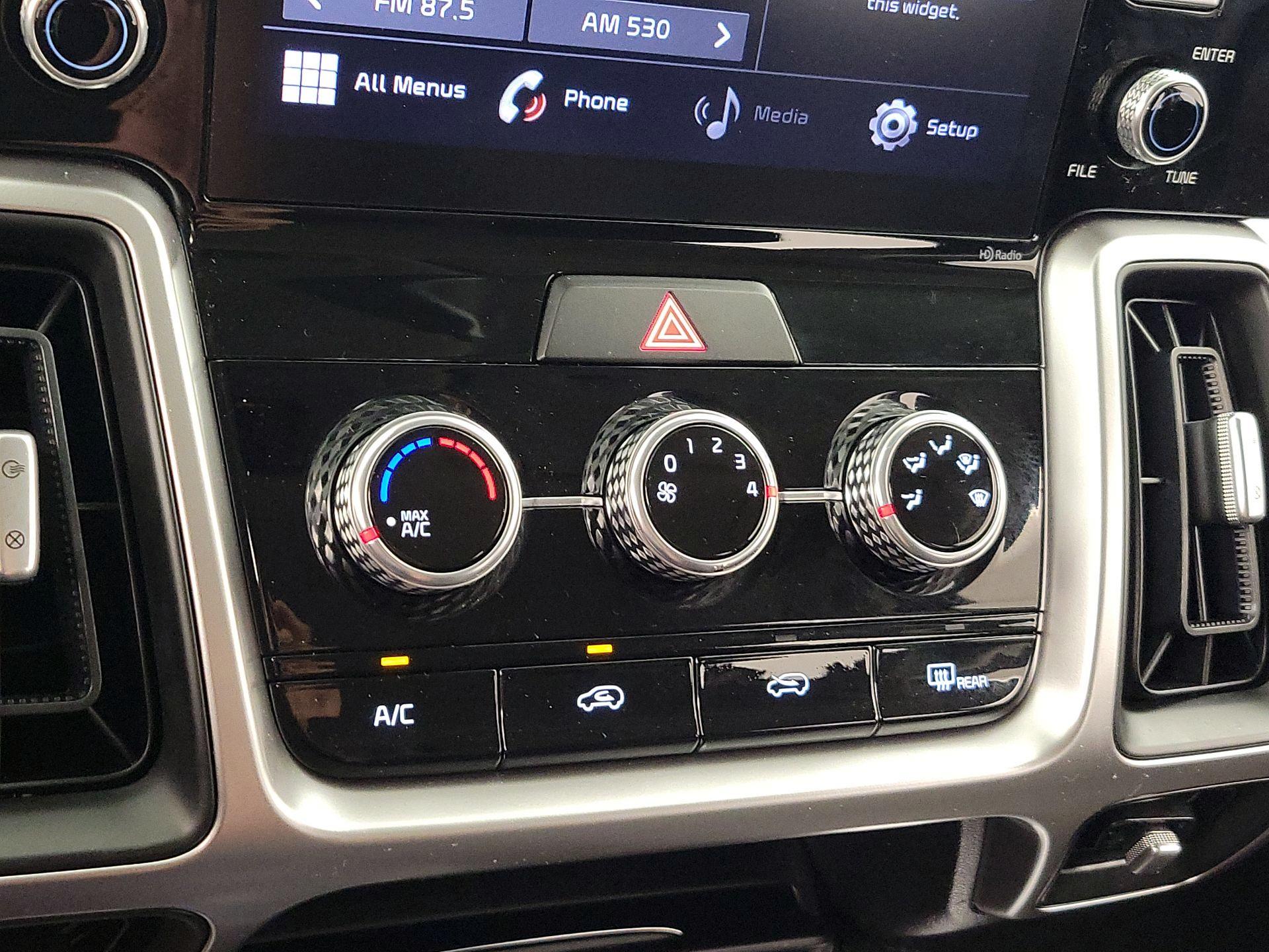 Thumbnail: 2021 Kia Sorento - 16