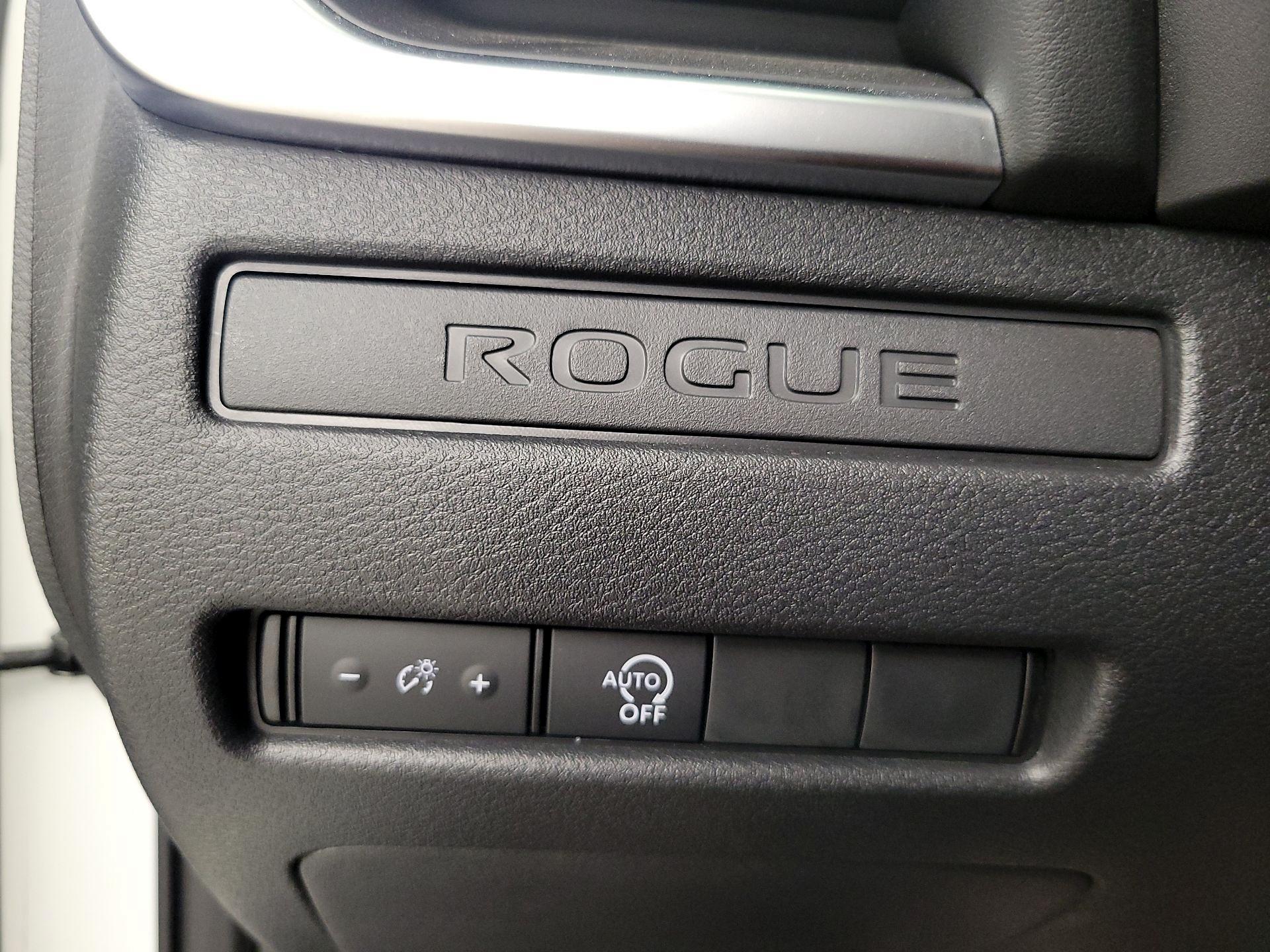Thumbnail: 2023 Nissan Rogue - 13