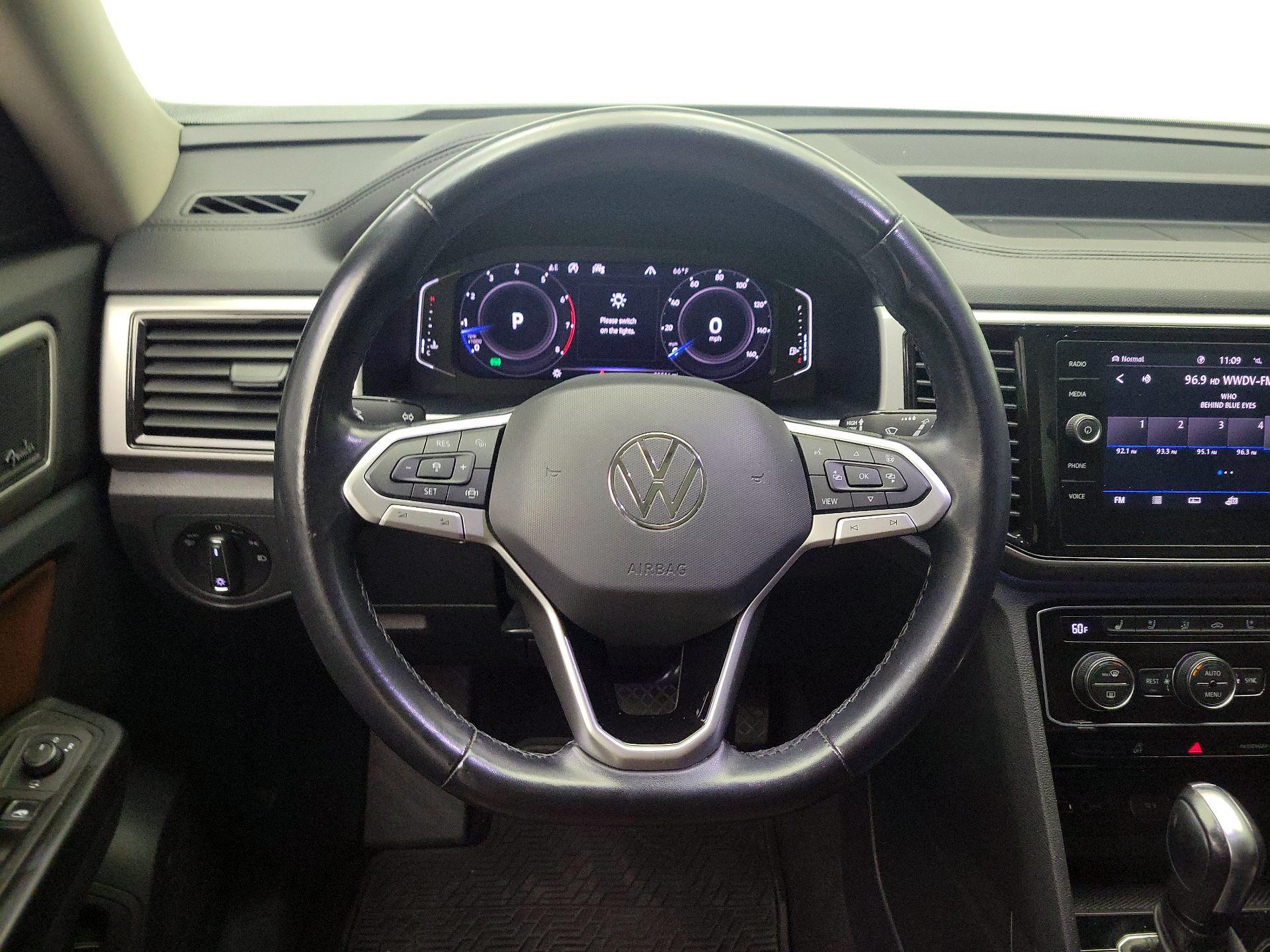 Thumbnail: 2021 Volkswagen Atlas - 10
