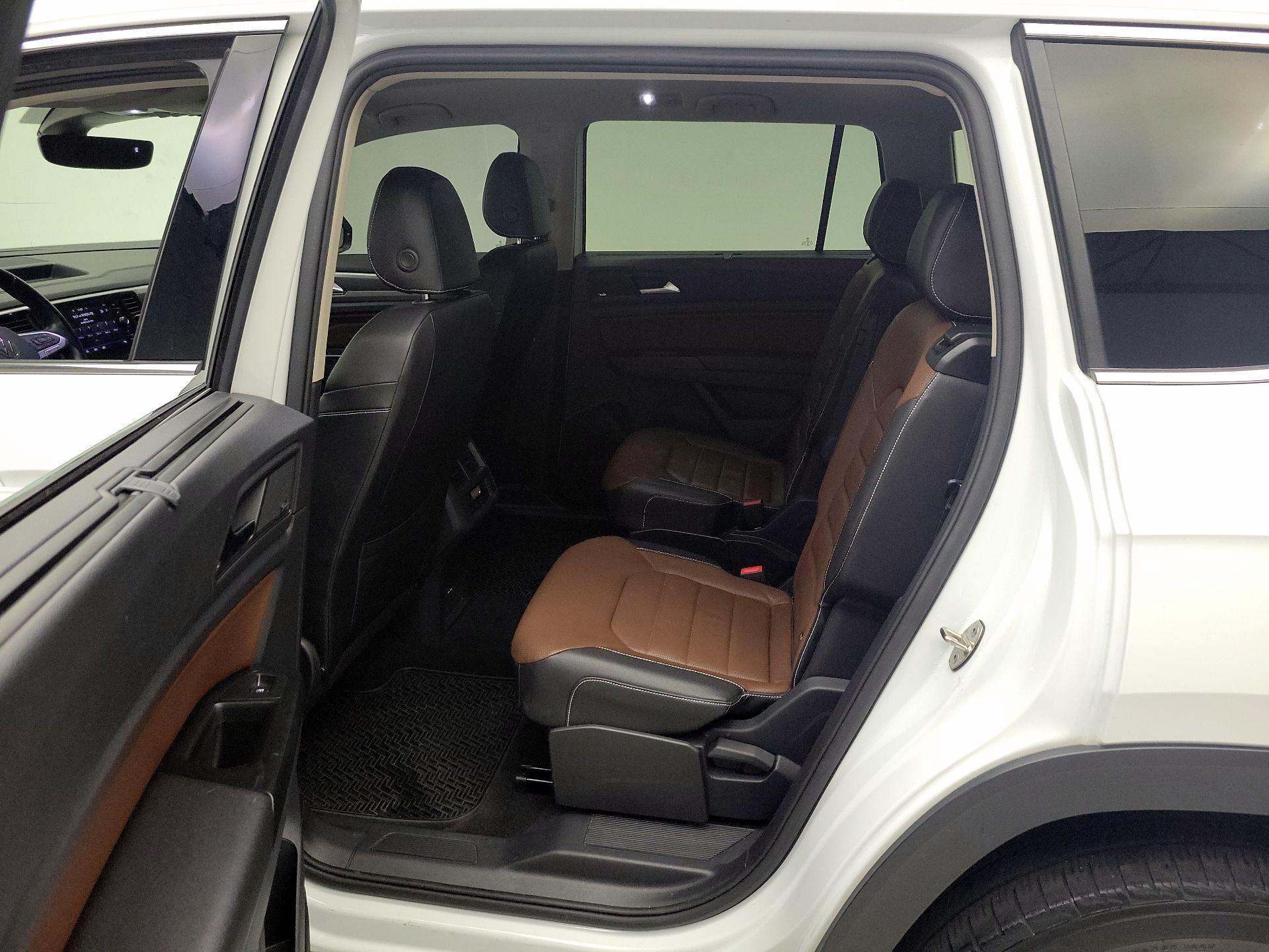 Thumbnail: 2021 Volkswagen Atlas - 20