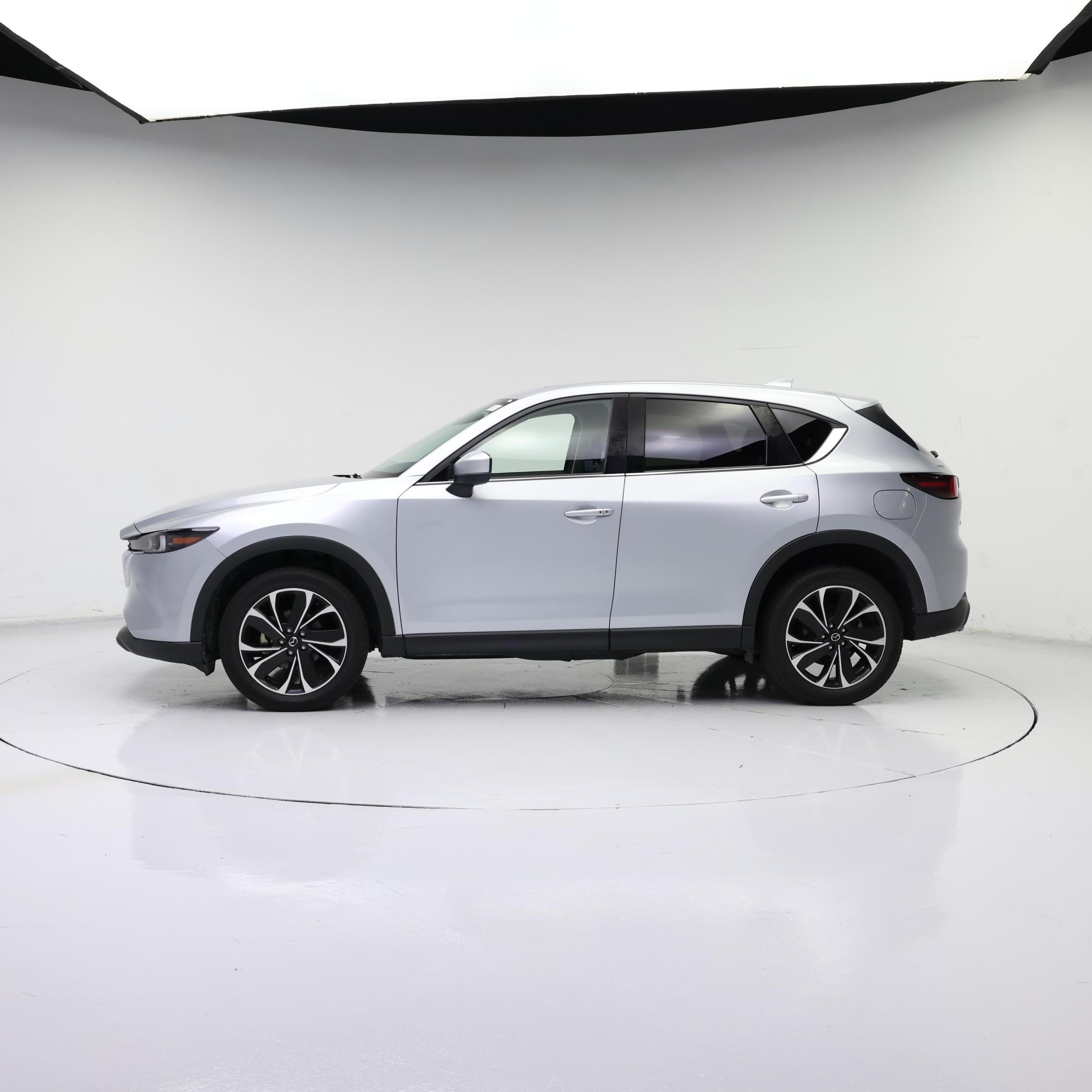 Thumbnail: 2023 Mazda CX-5 - 3