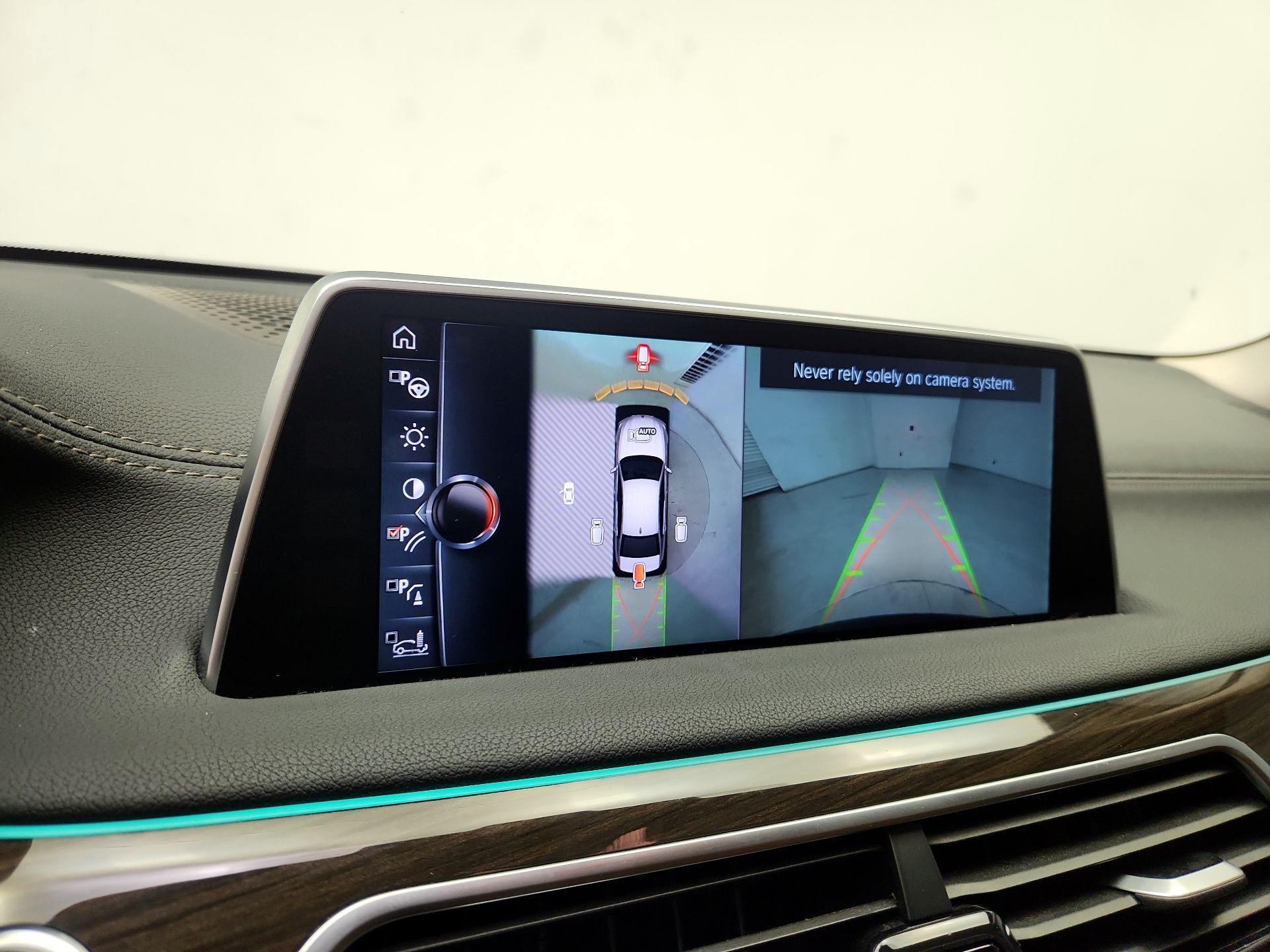 Thumbnail: 2016 BMW 7 Series - 15