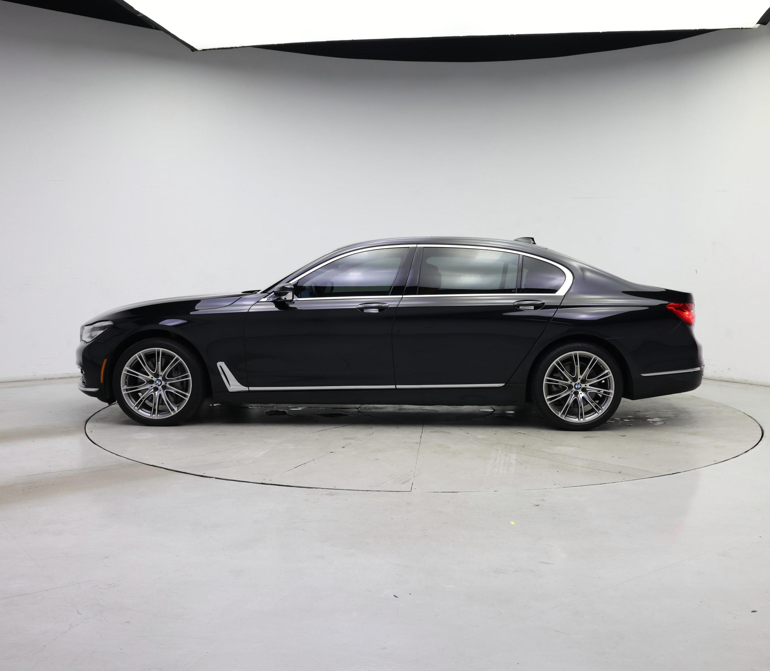Thumbnail: 2016 BMW 7 Series - 3