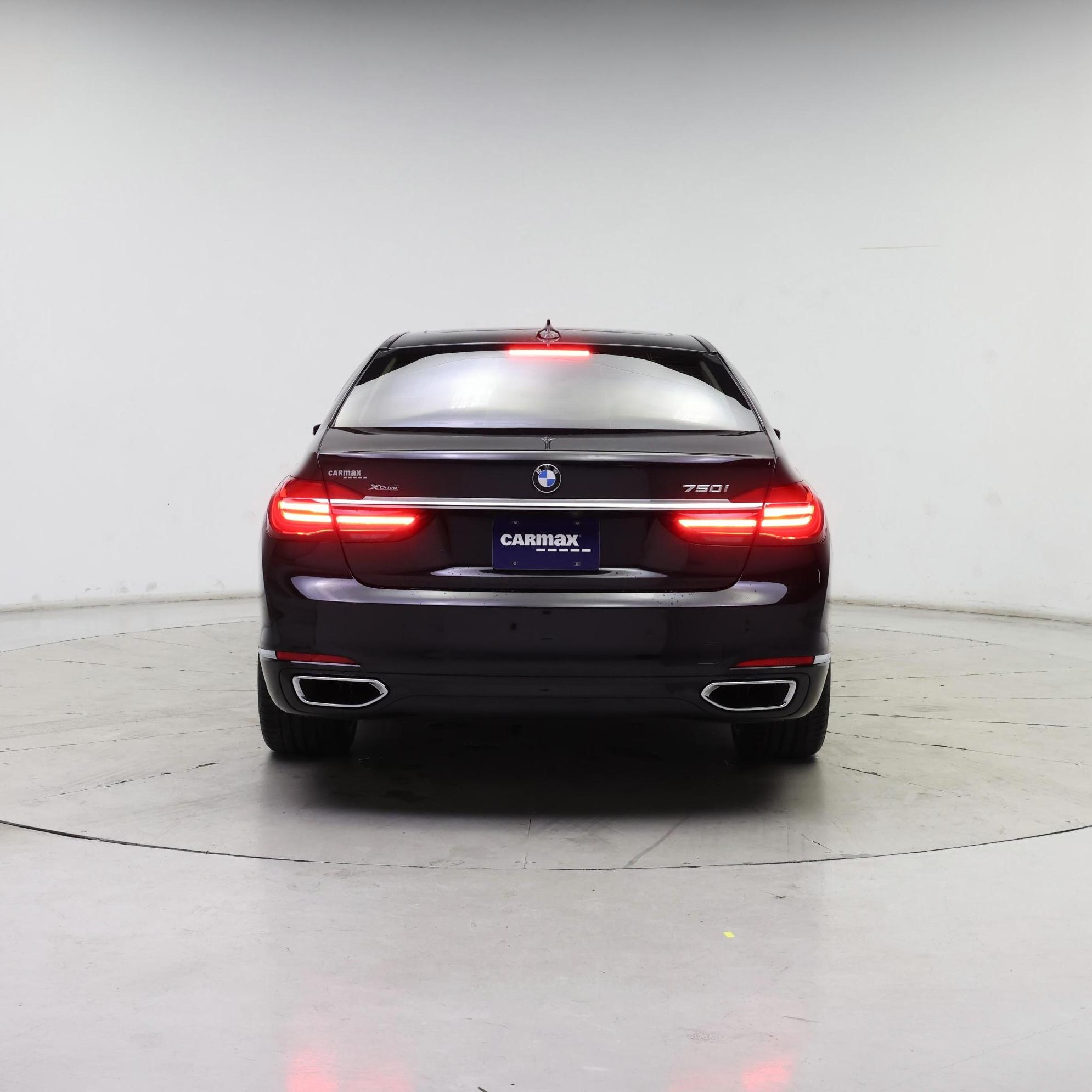 Thumbnail: 2016 BMW 7 Series - 6
