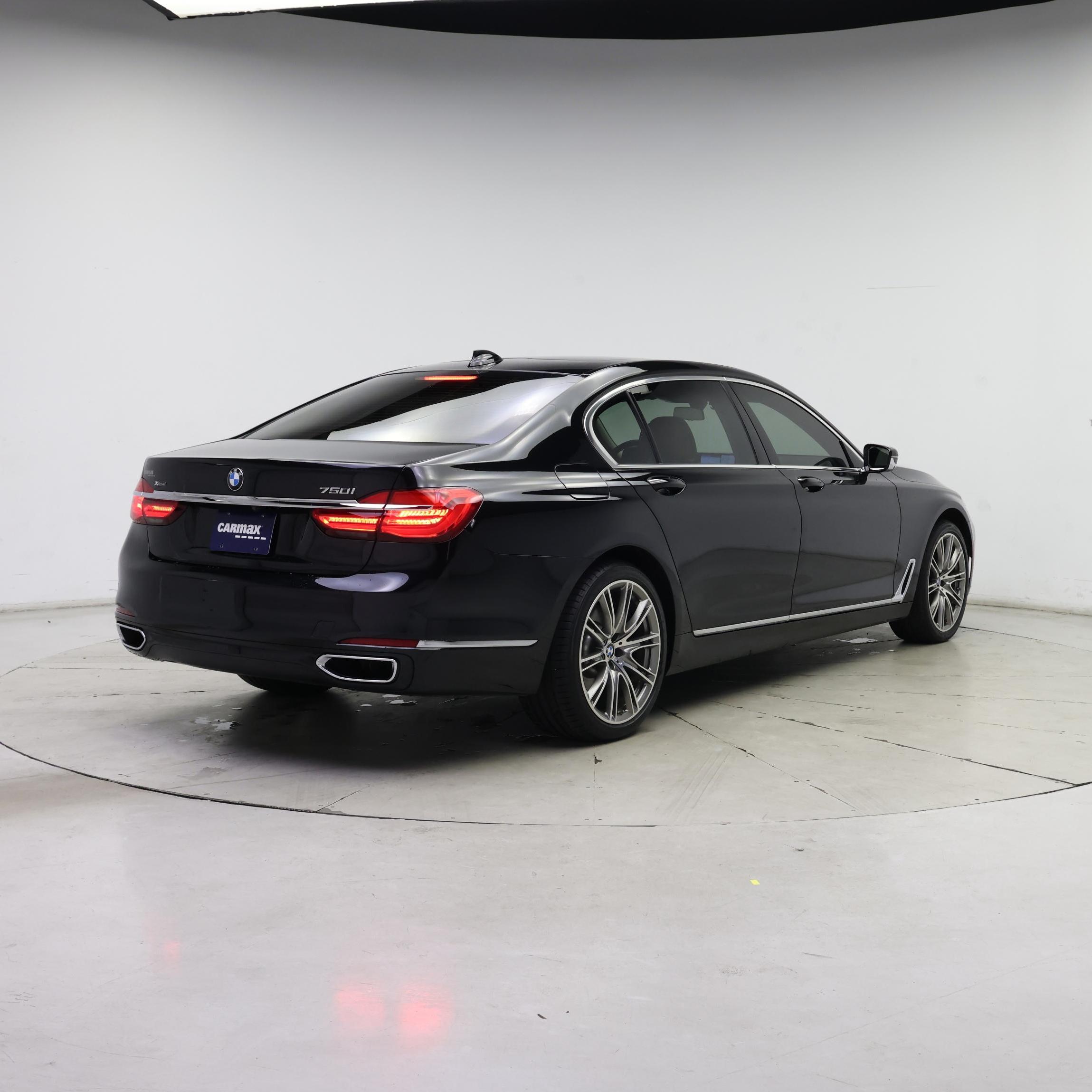 Thumbnail: 2016 BMW 7 Series - 8