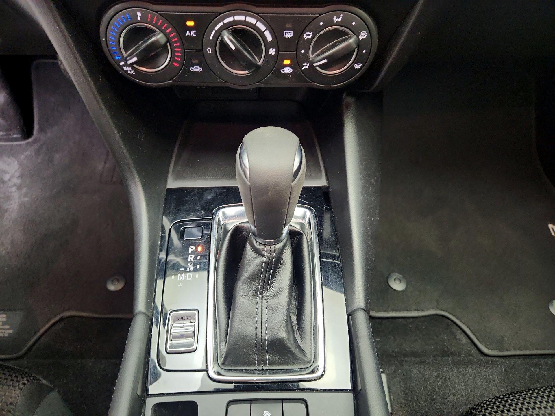 Thumbnail: 2018 Mazda Mazda3 - 17