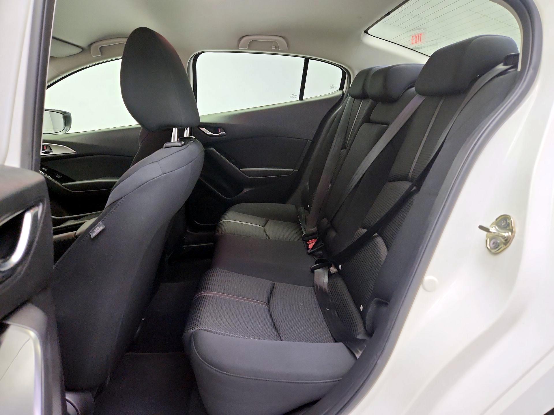 Thumbnail: 2018 Mazda Mazda3 - 19