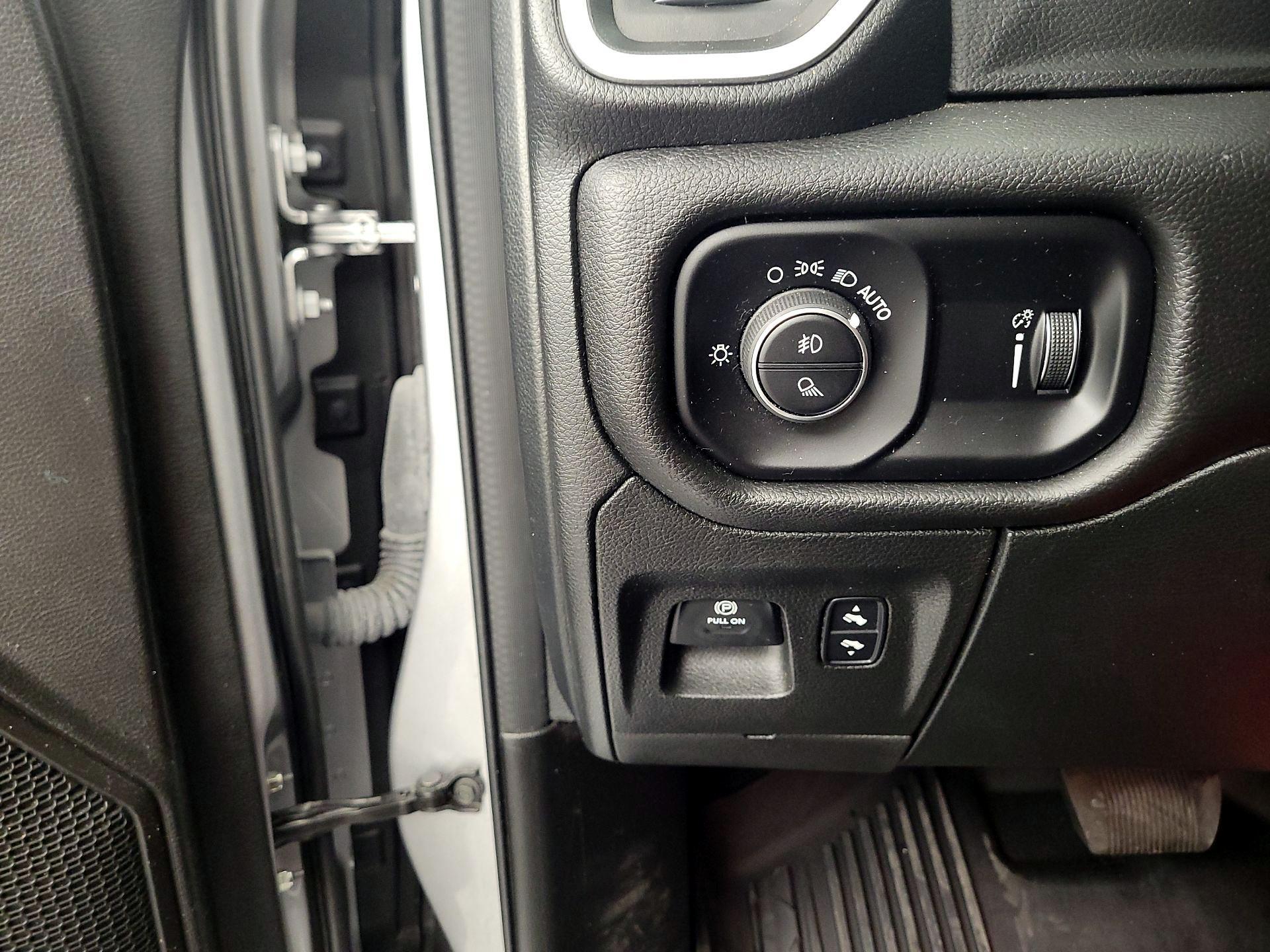 Thumbnail: 2022 RAM 1500 - 13