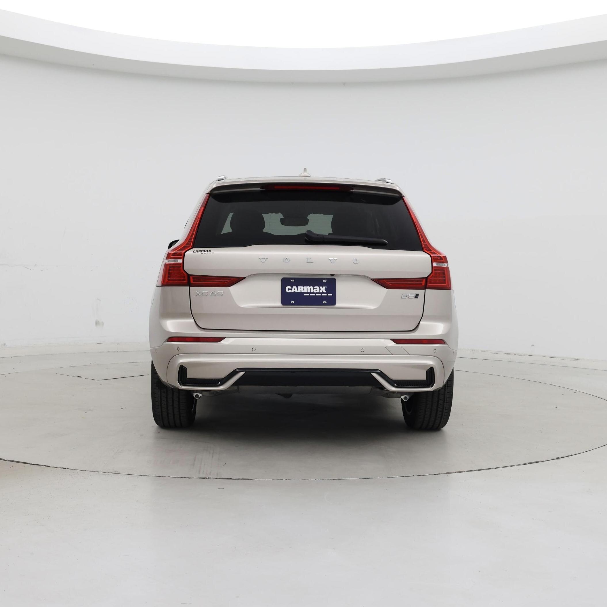 Thumbnail: 2025 Volvo XC60 - 6