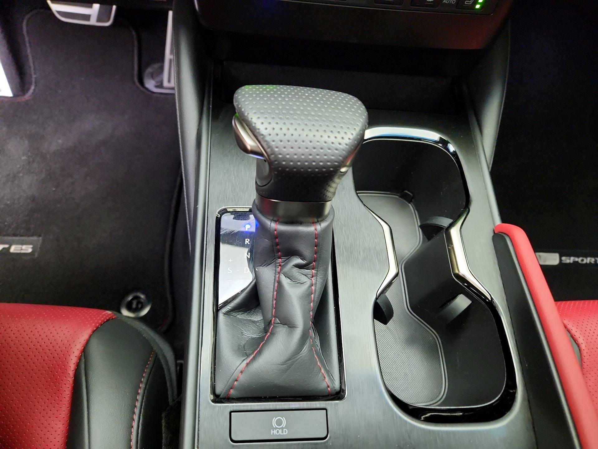 Thumbnail: 2024 Lexus ES - 18