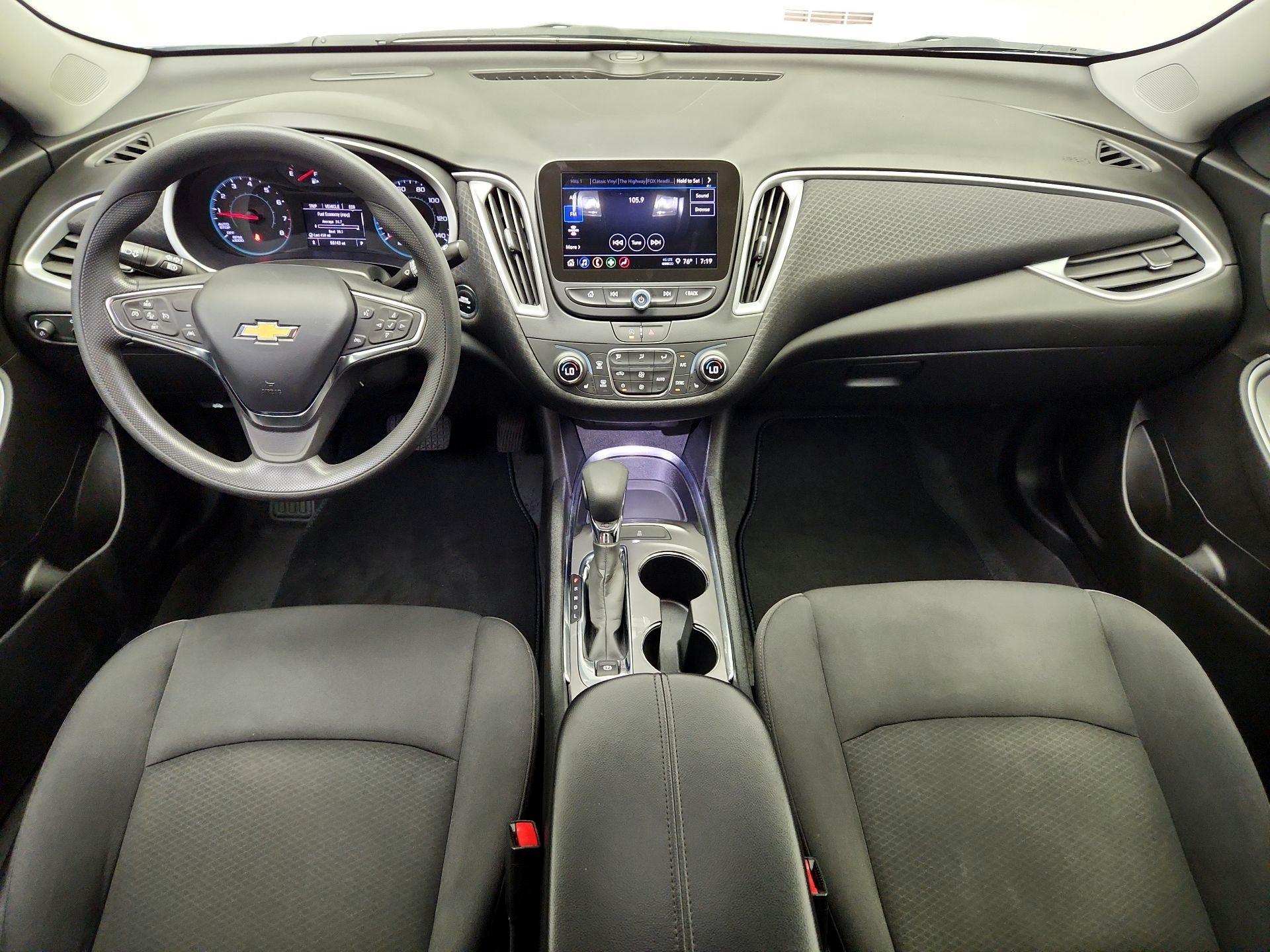 Thumbnail: 2023 Chevrolet Malibu - 9