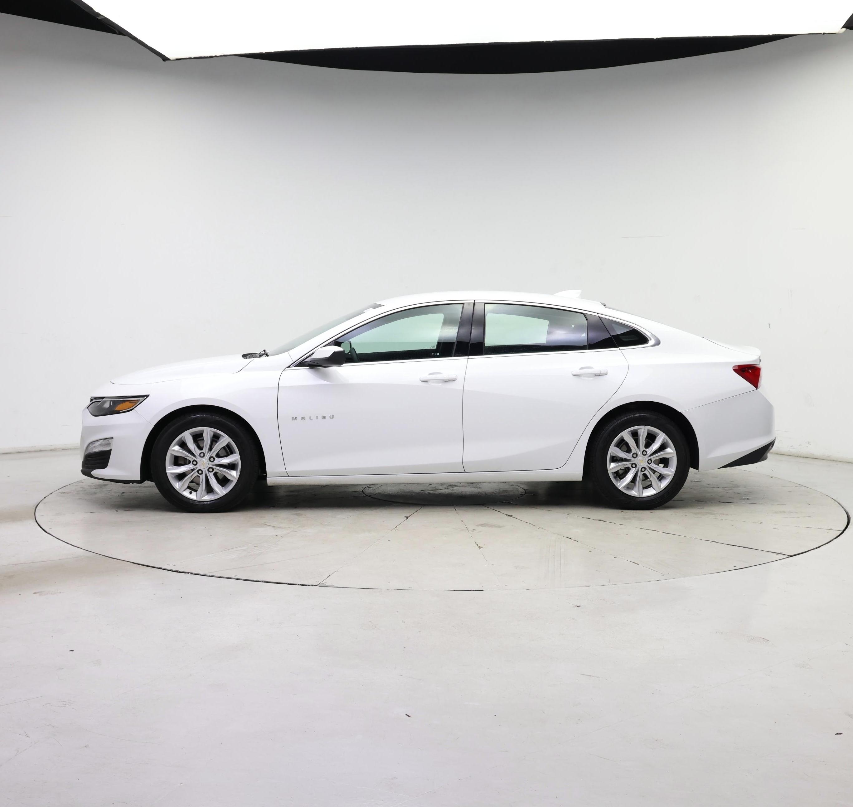 Thumbnail: 2023 Chevrolet Malibu - 3