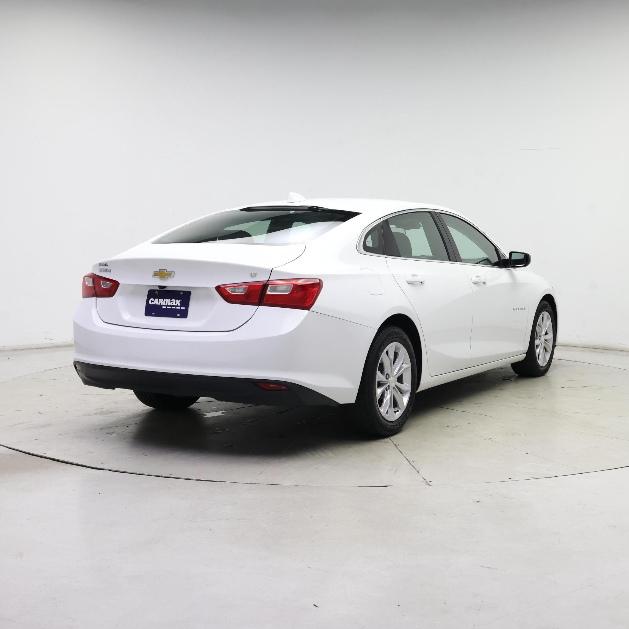 Thumbnail: 2023 Chevrolet Malibu - 8