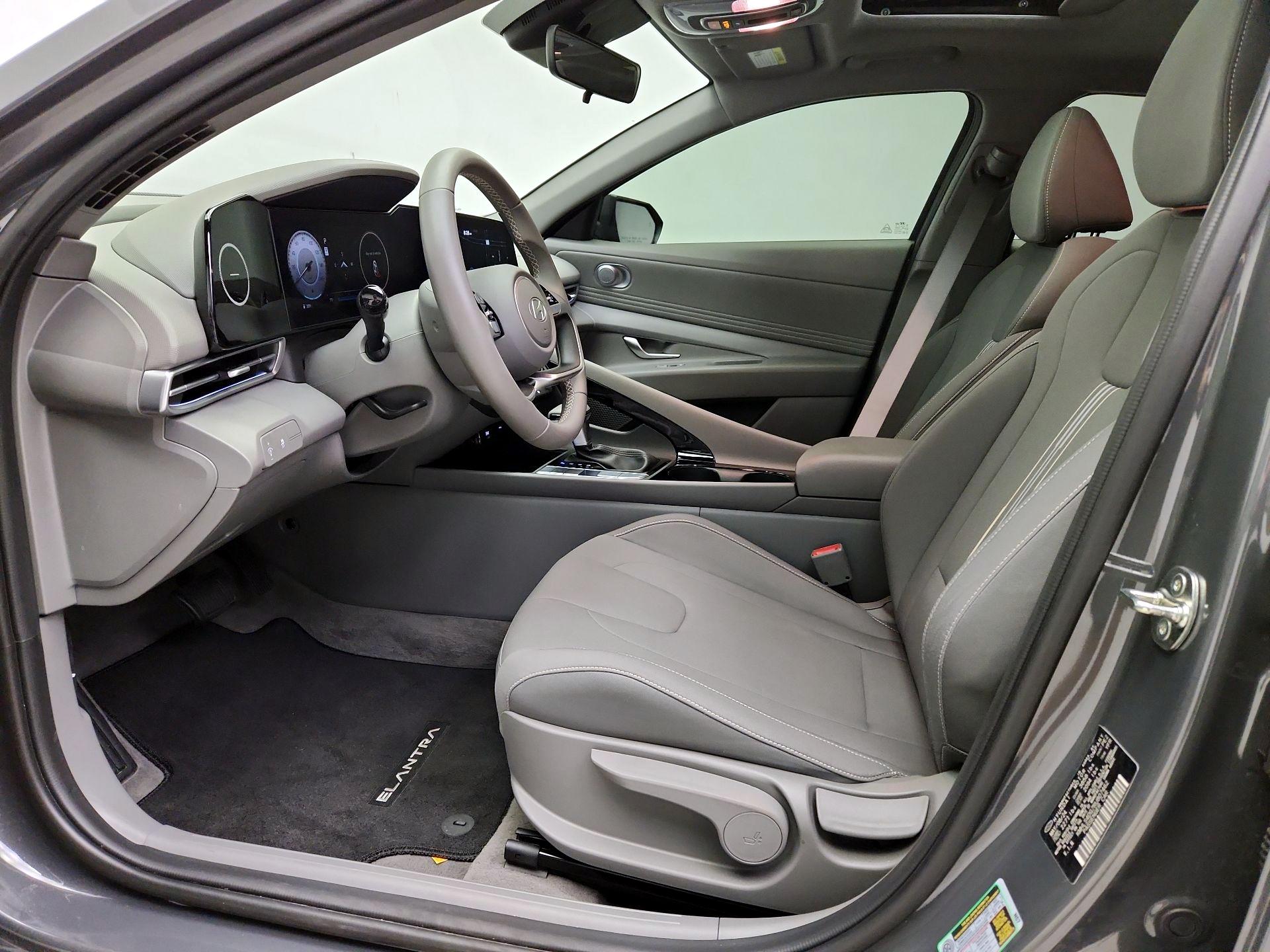 Thumbnail: 2024 Hyundai Elantra - 11