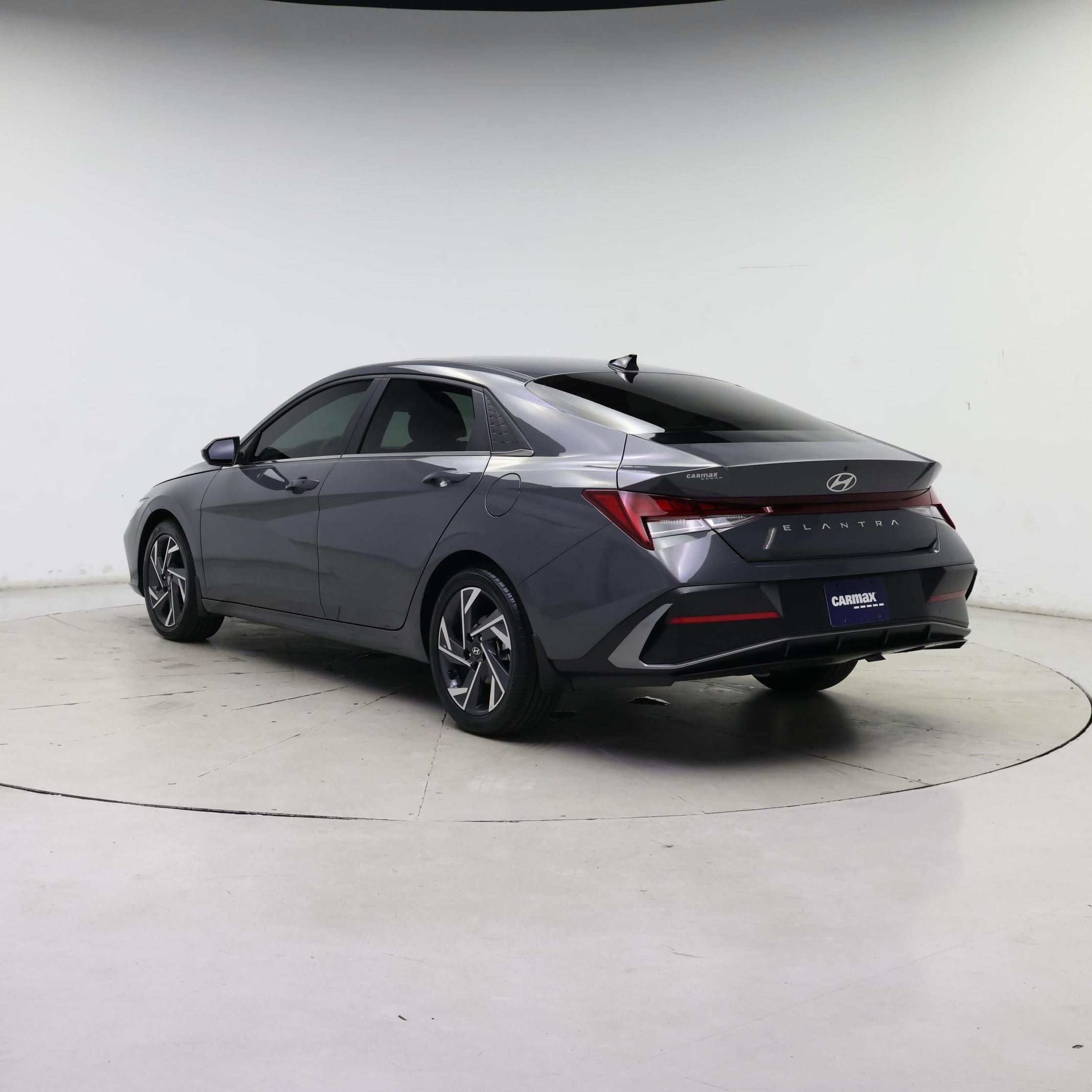 Thumbnail: 2024 Hyundai Elantra - 2