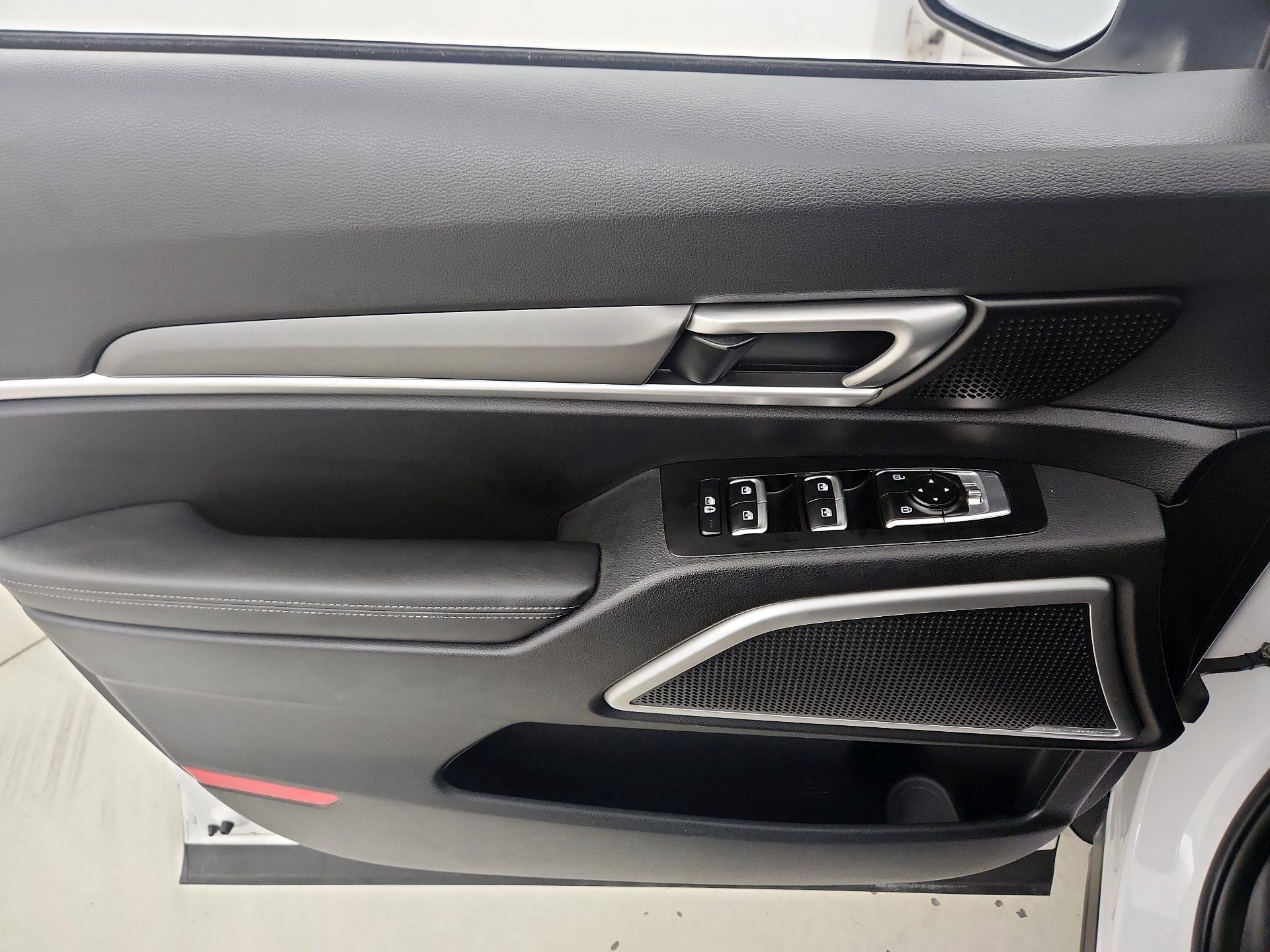 Thumbnail: 2022 Kia Telluride - 12