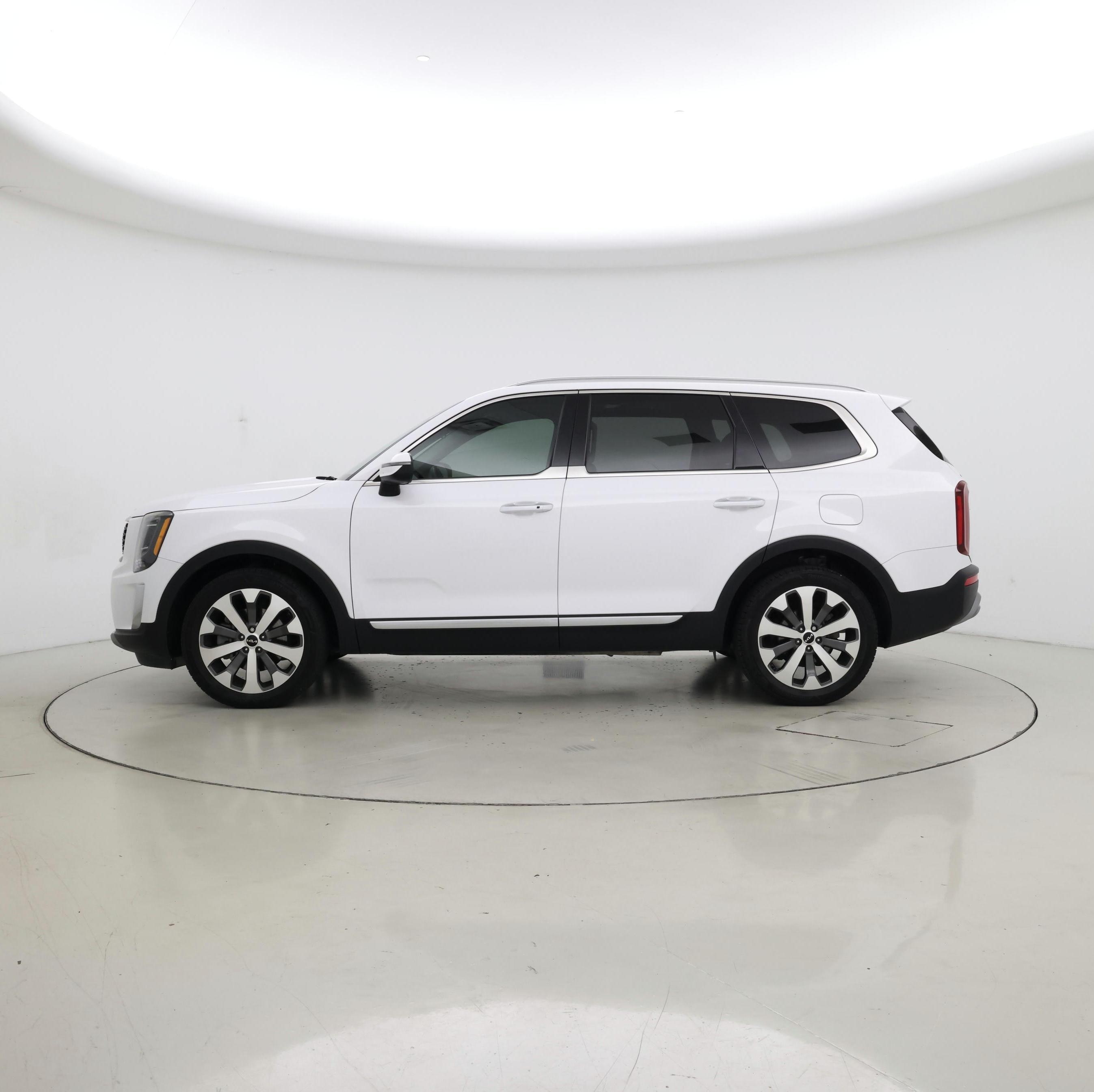 Thumbnail: 2022 Kia Telluride - 3