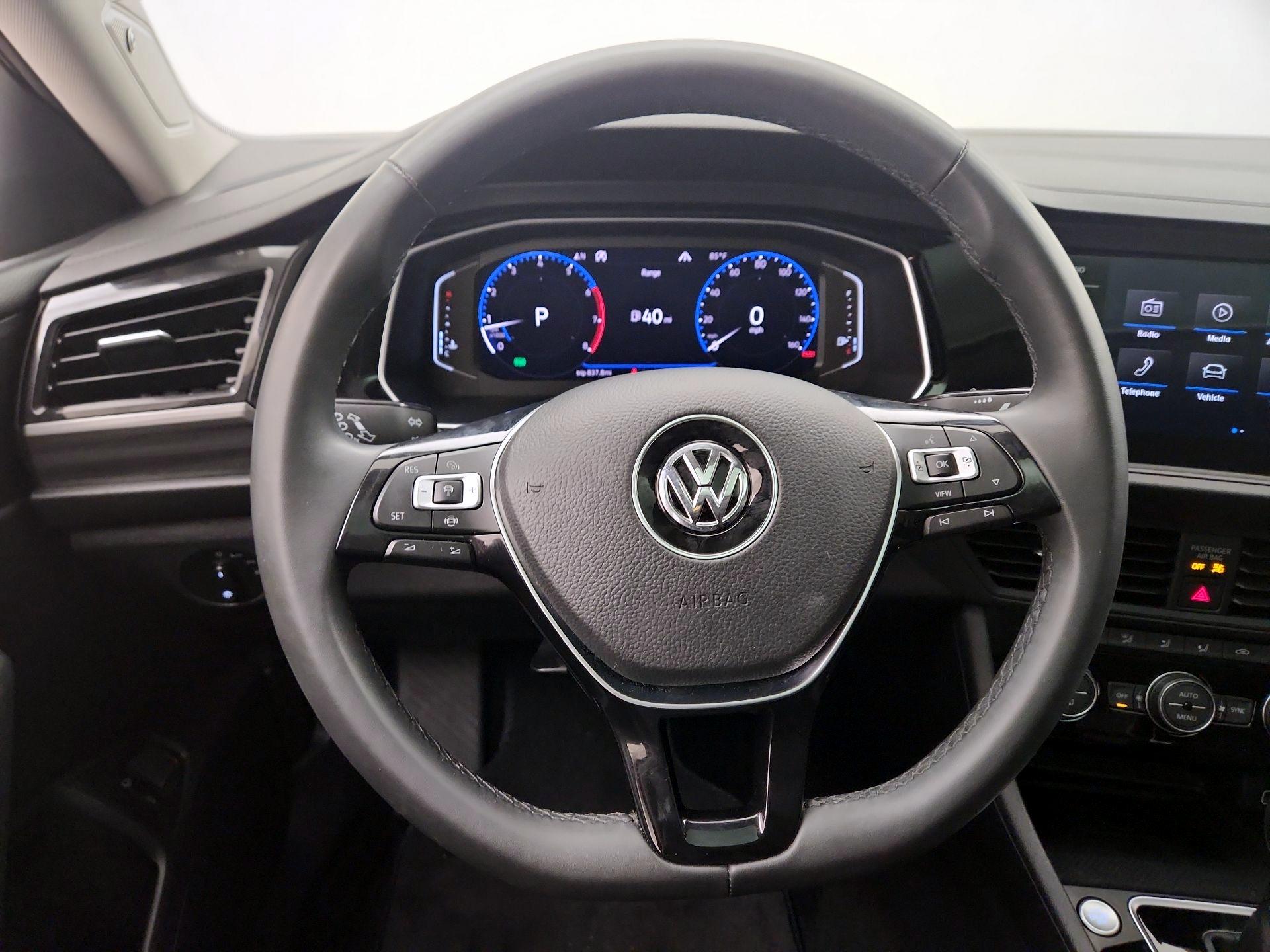 Thumbnail: 2020 Volkswagen Jetta - 10