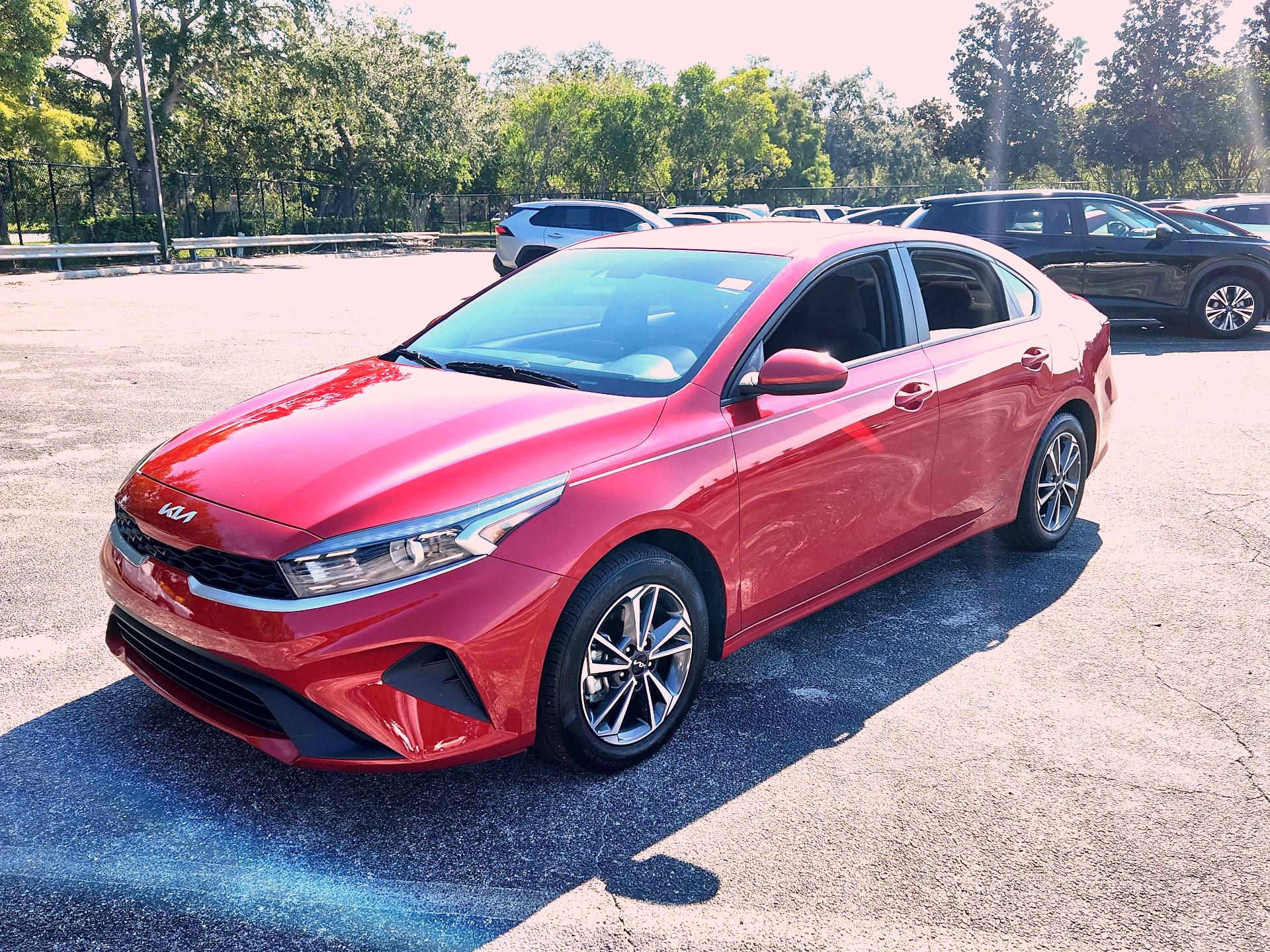 Thumbnail: 2024 Kia Forte - 3
