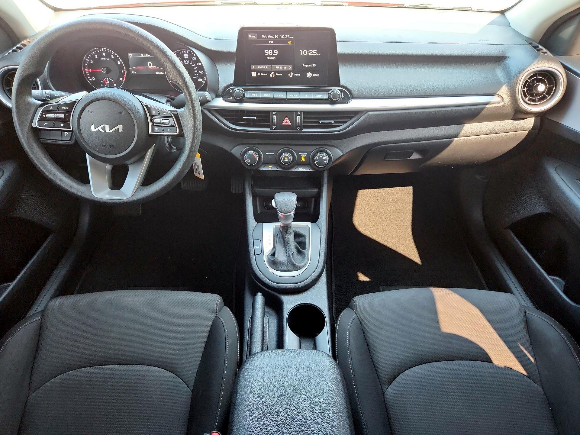 Thumbnail: 2024 Kia Forte - 8