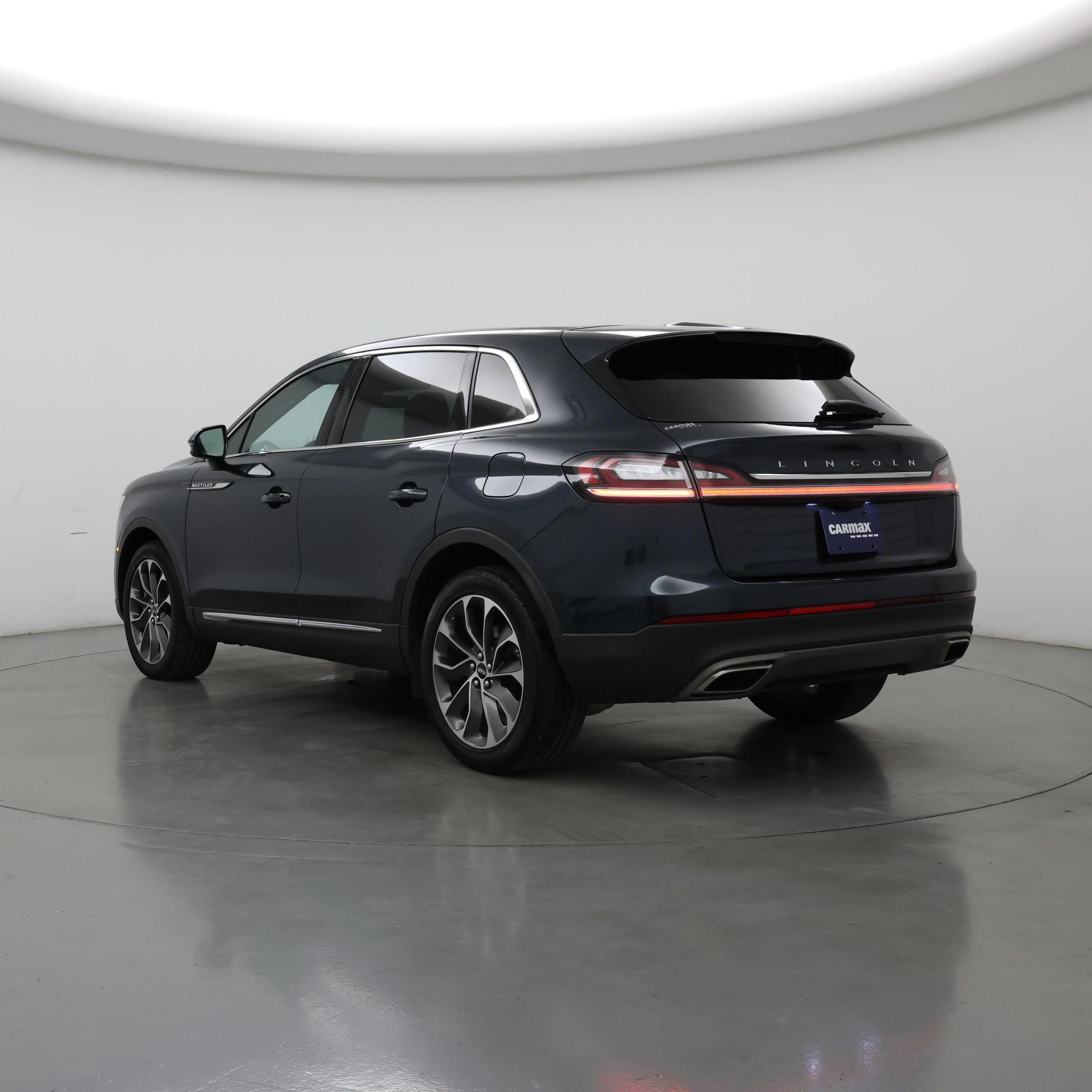 Thumbnail: 2022 Lincoln Nautilus - 2