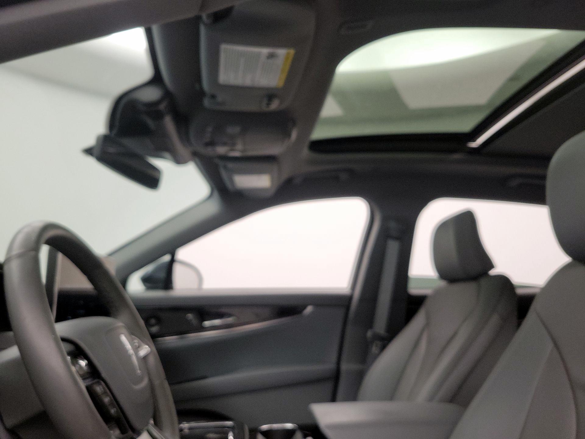 Thumbnail: 2022 Lincoln Nautilus - 20