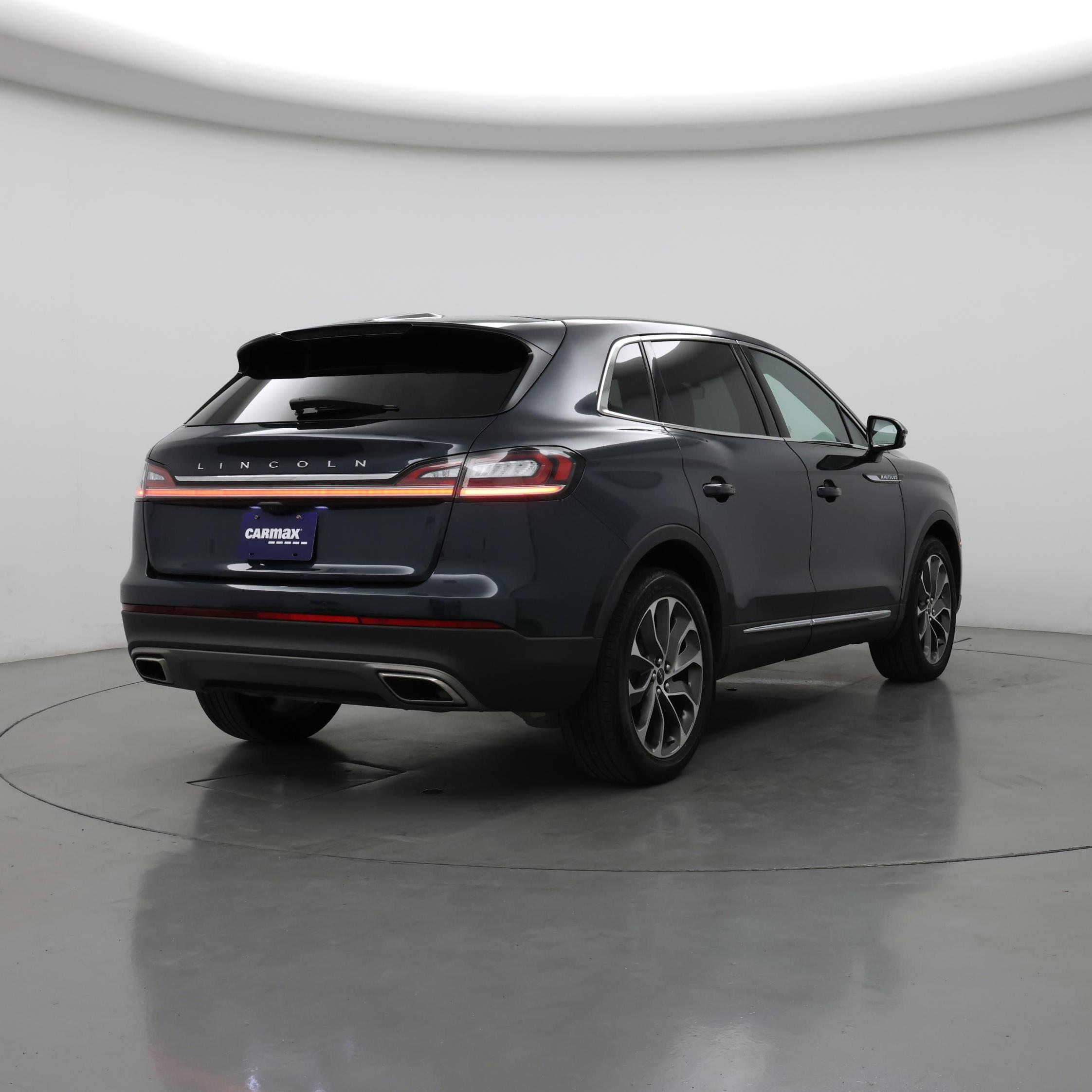 Thumbnail: 2022 Lincoln Nautilus - 8