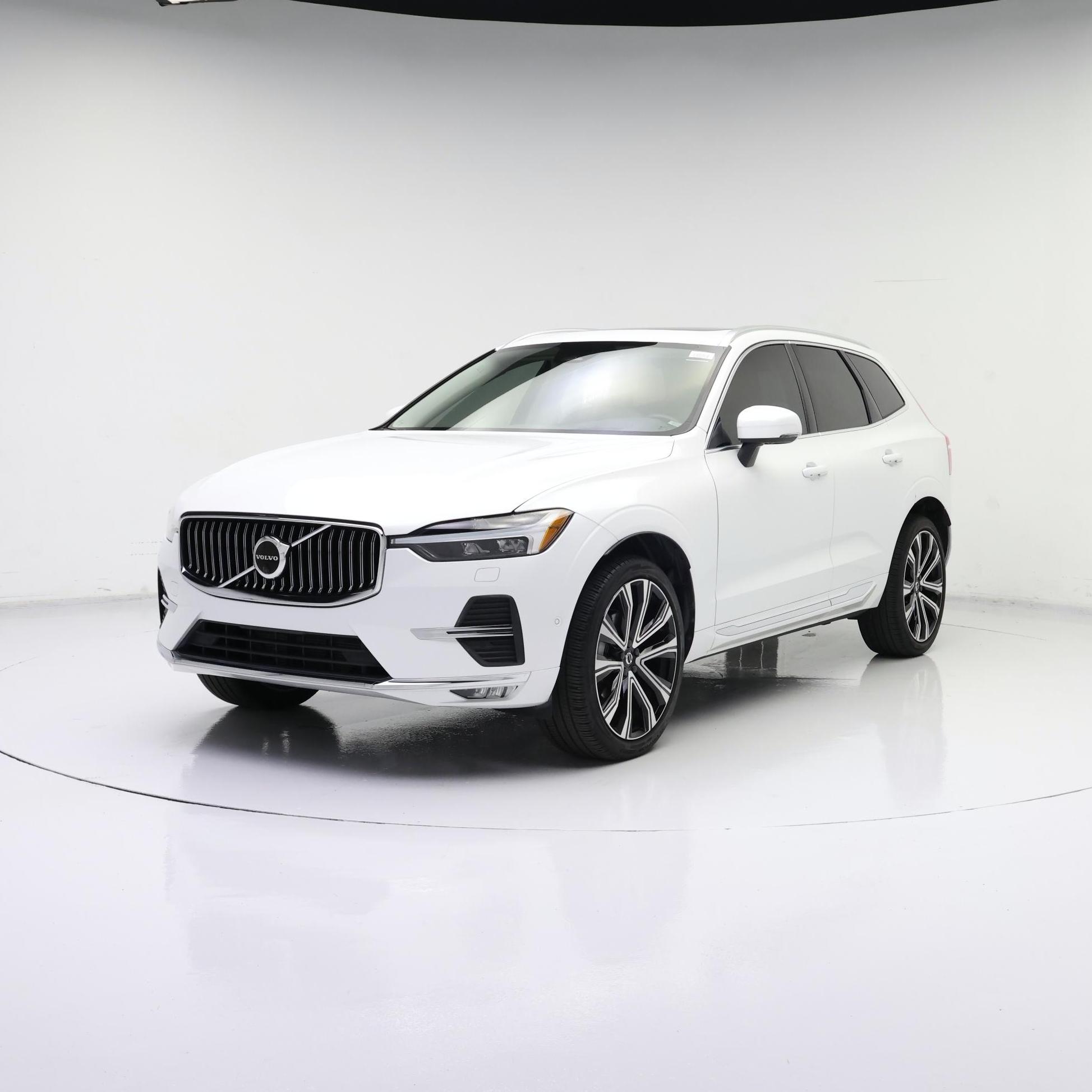 Thumbnail: 2023 Volvo XC60 - 4