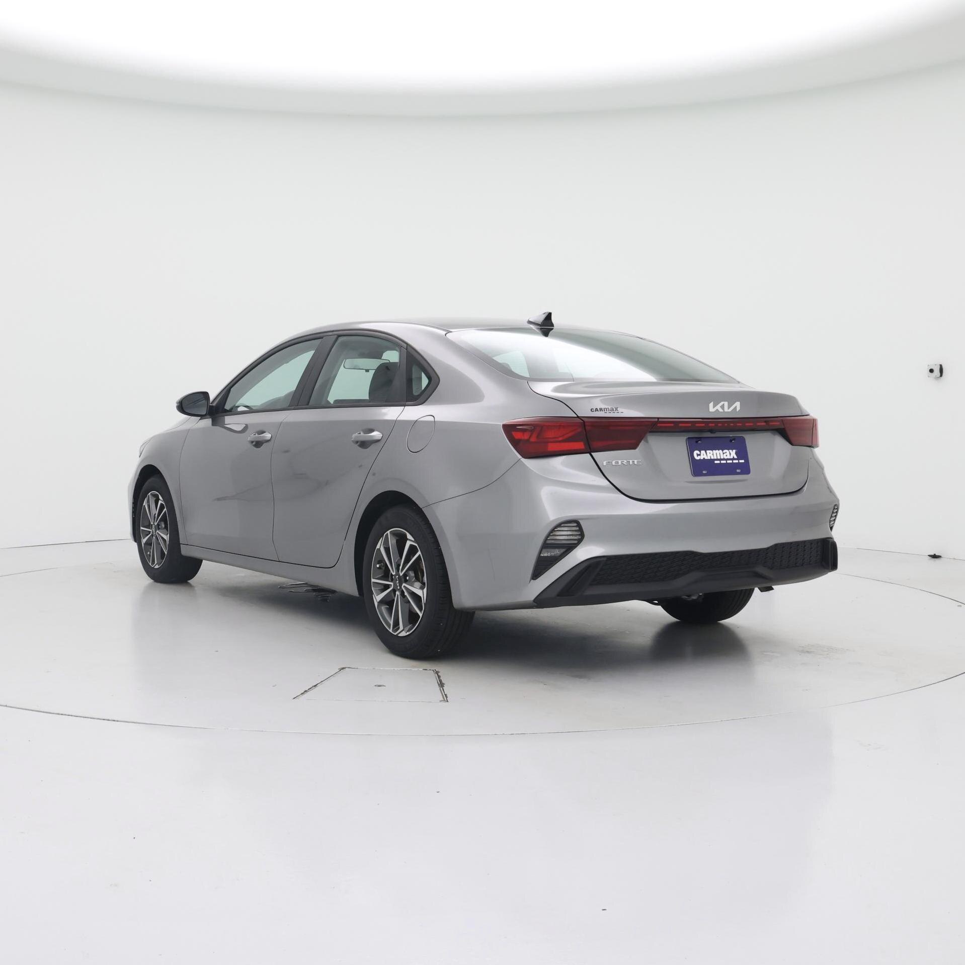 Thumbnail: 2023 Kia Forte - 2