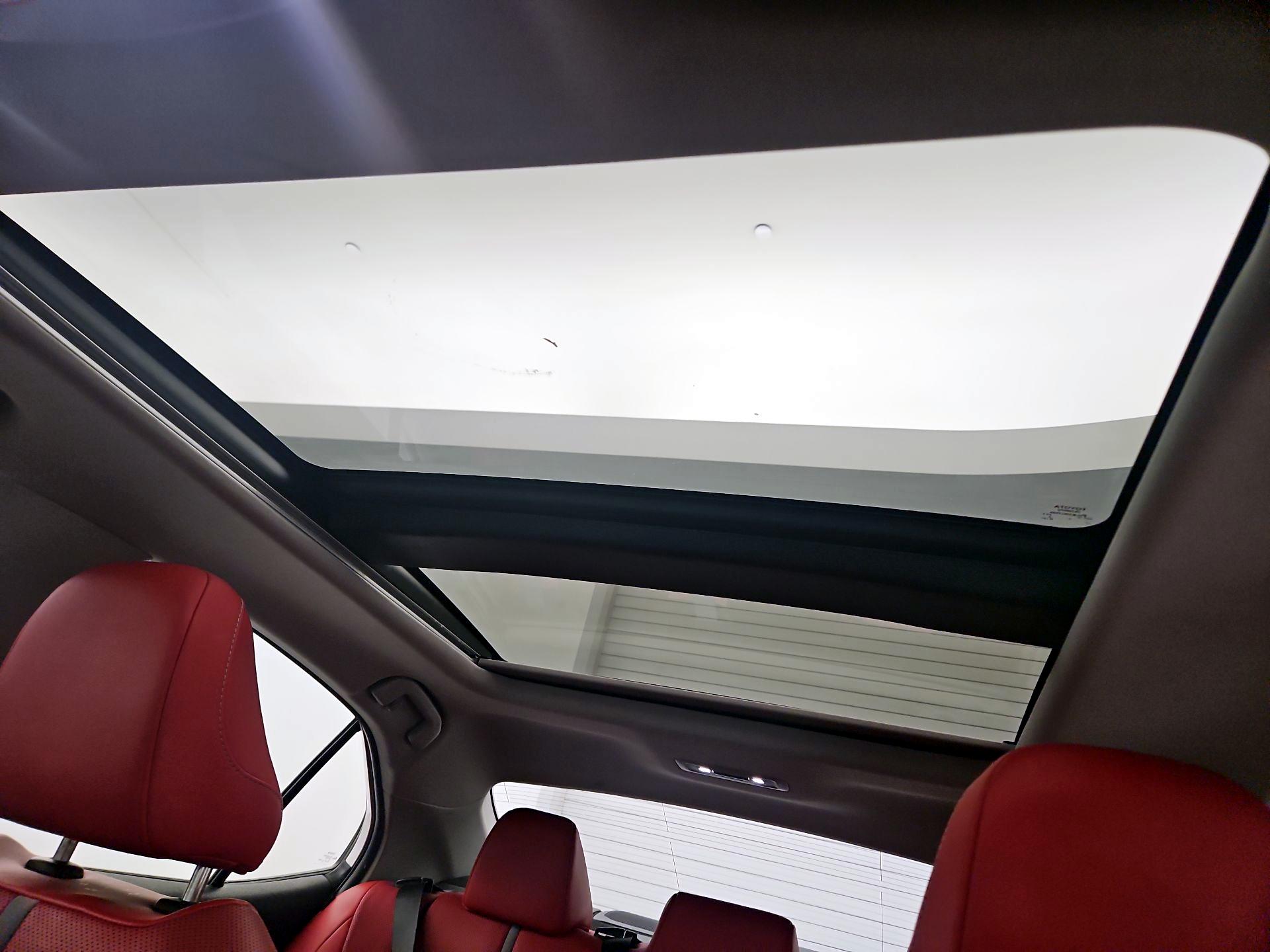 Thumbnail: 2023 Toyota Camry - 20