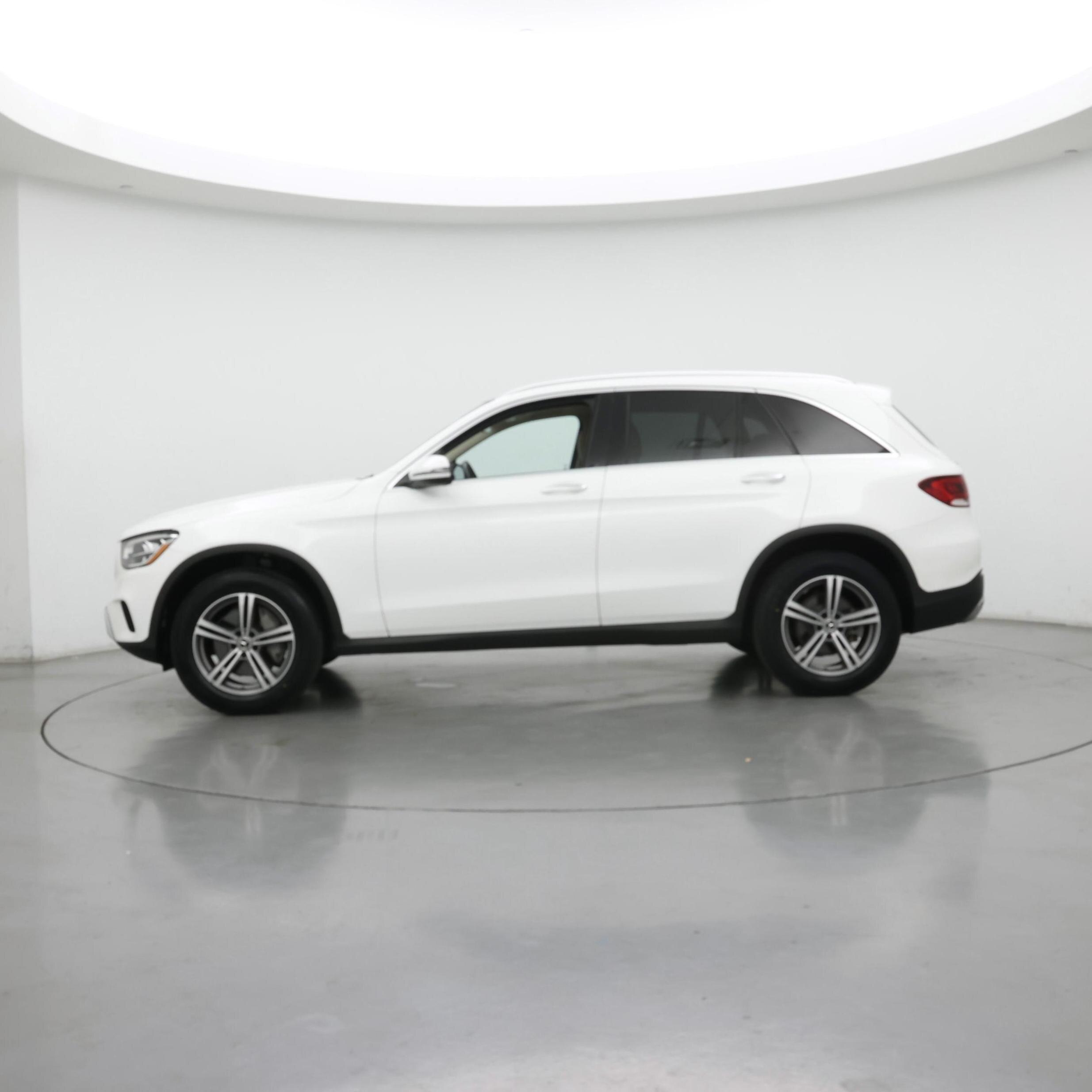 Thumbnail: 2020 Mercedes-Benz GLC - 3