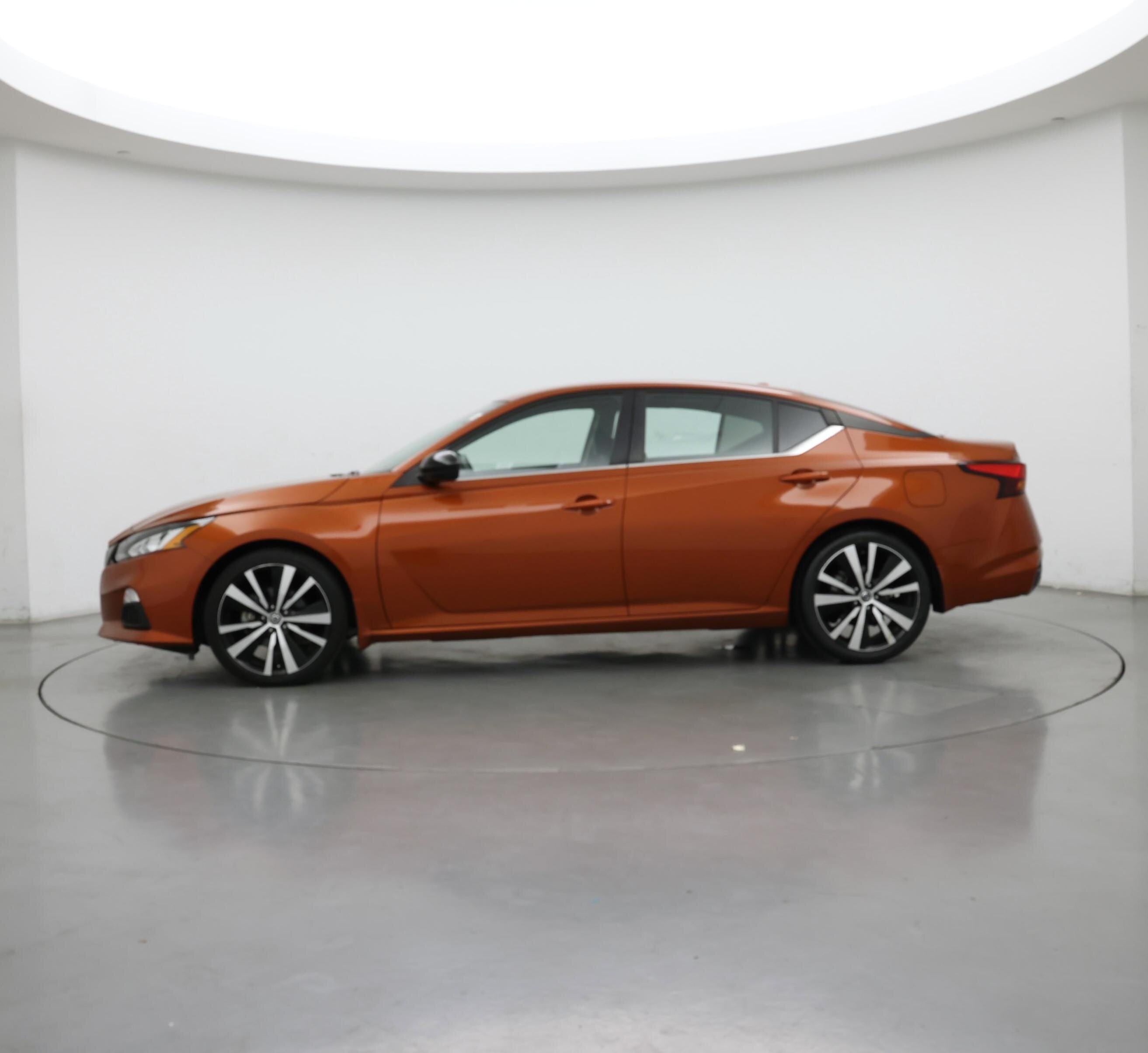 Thumbnail: 2022 Nissan Altima - 3