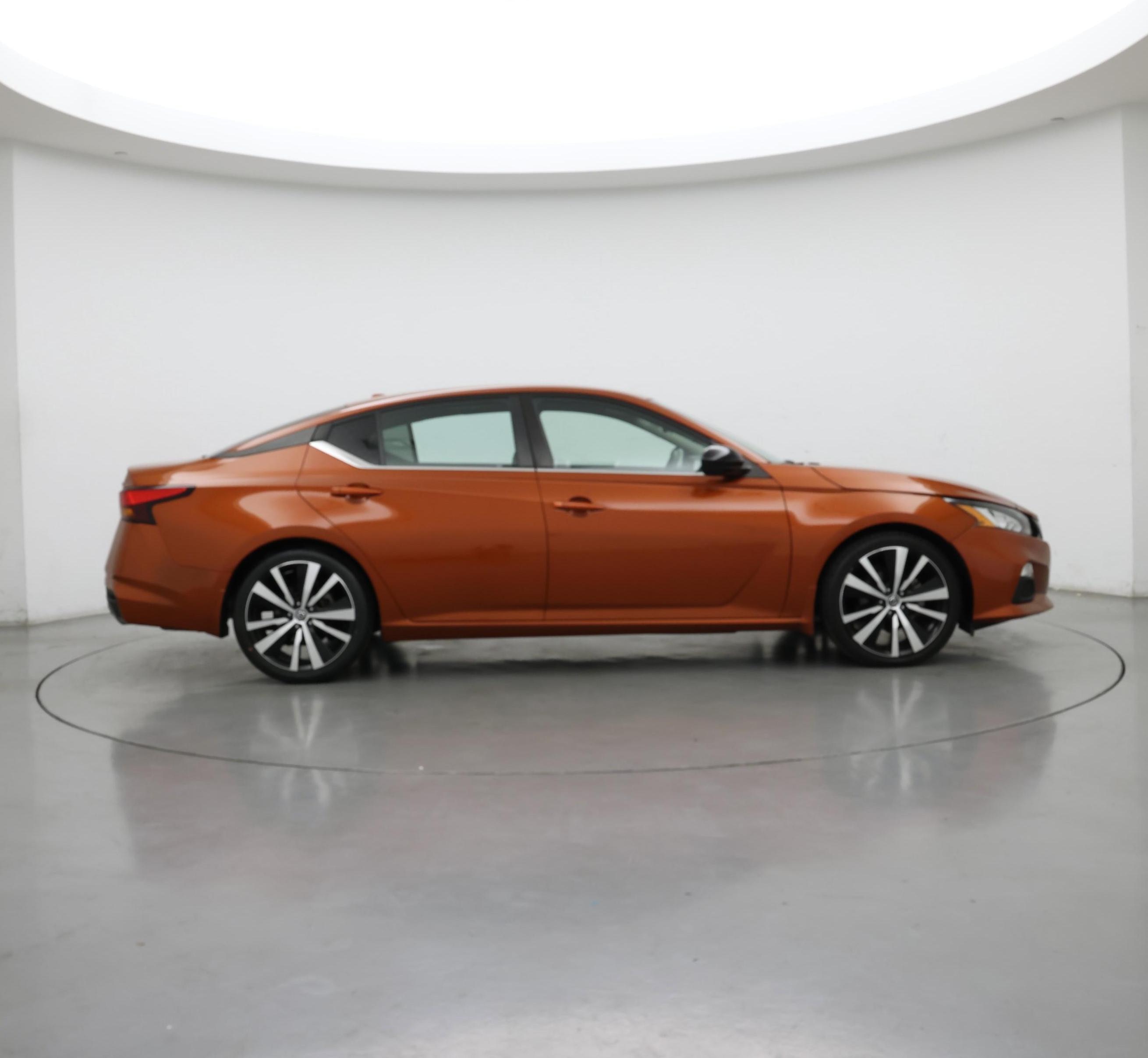 Thumbnail: 2022 Nissan Altima - 7