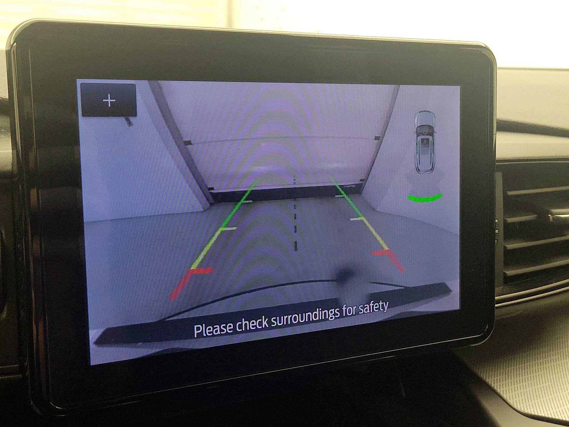 Thumbnail: 2020 Ford Explorer - 14